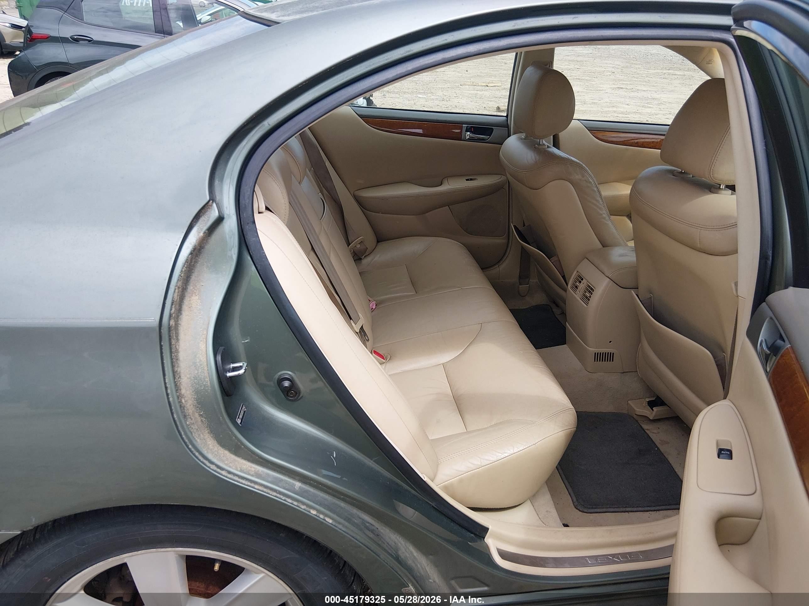 2005 Lexus Es 330   Green vin: JTHBA30GX55126962