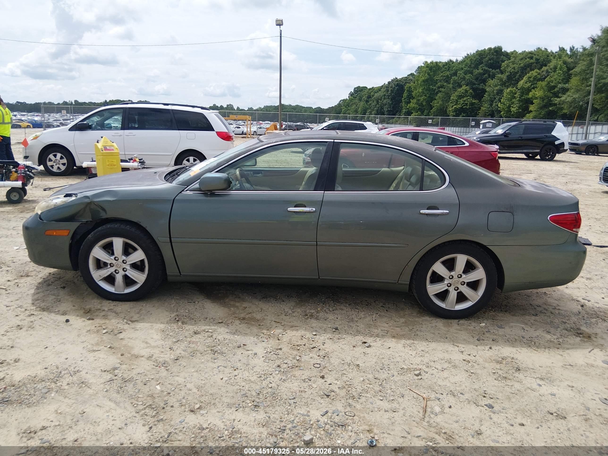 2005 Lexus Es 330   Green vin: JTHBA30GX55126962