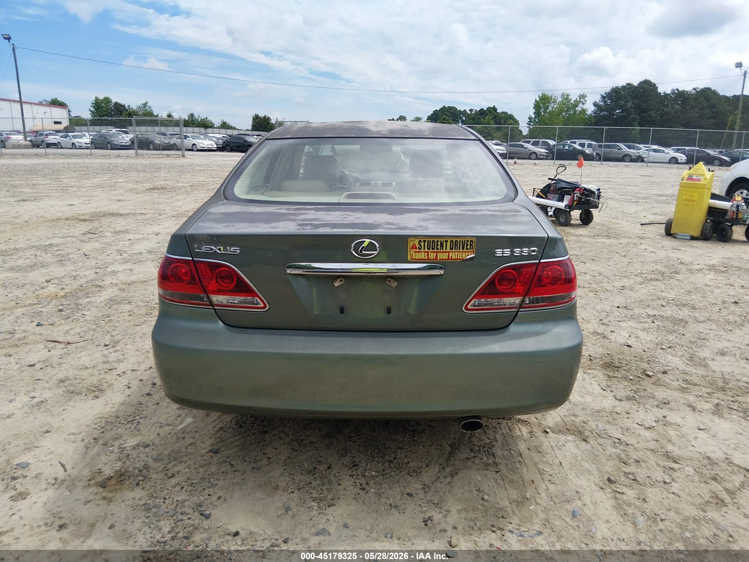 2005 Lexus Es 330   Green vin: JTHBA30GX55126962