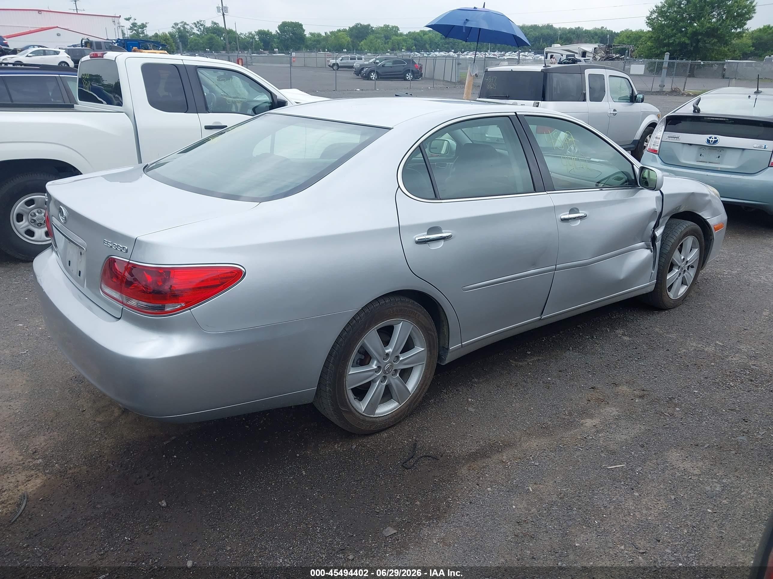 2005 Lexus Es 330   Silver vin: JTHBA30GX55142661