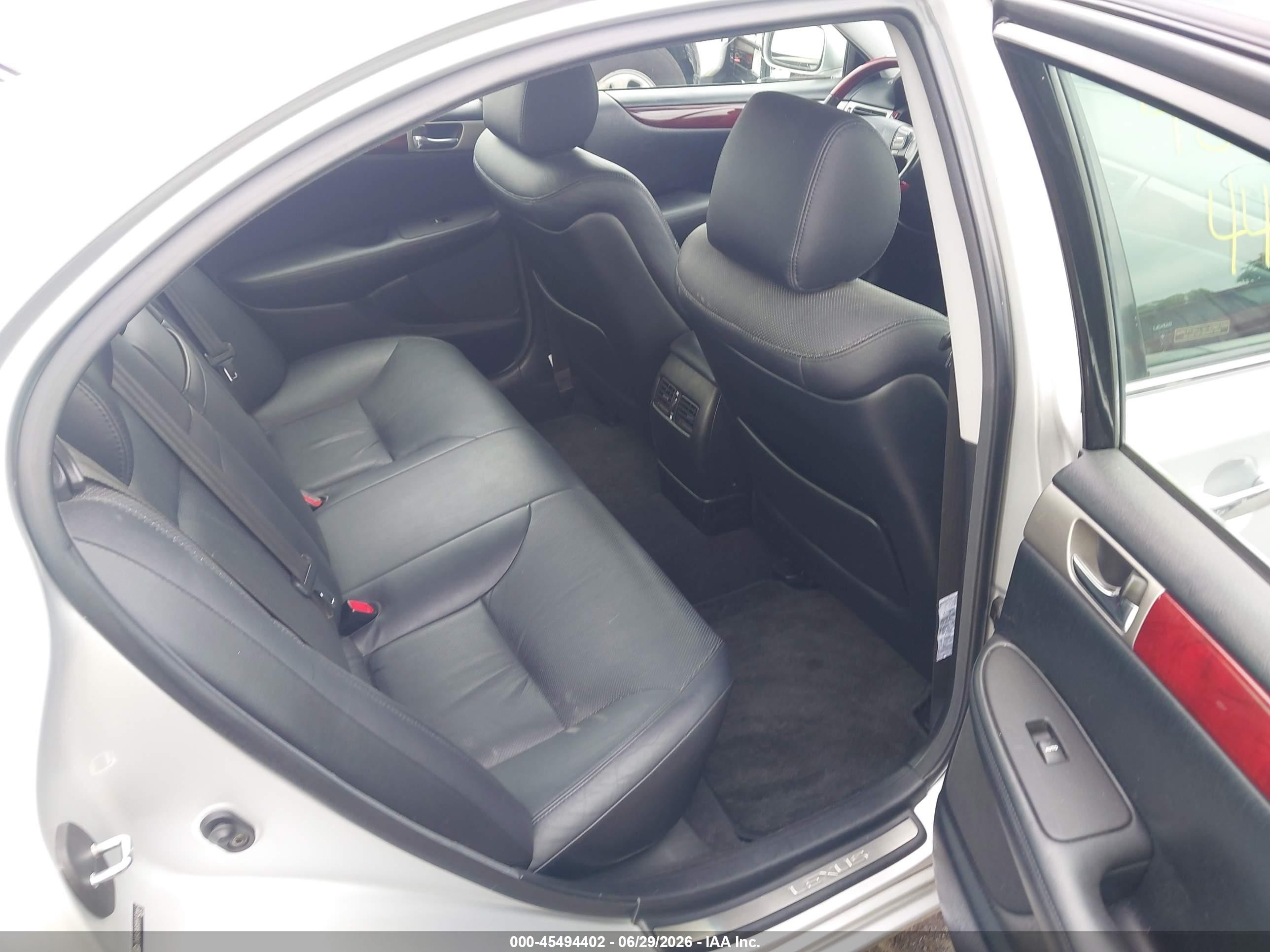 2005 Lexus Es 330   Silver vin: JTHBA30GX55142661