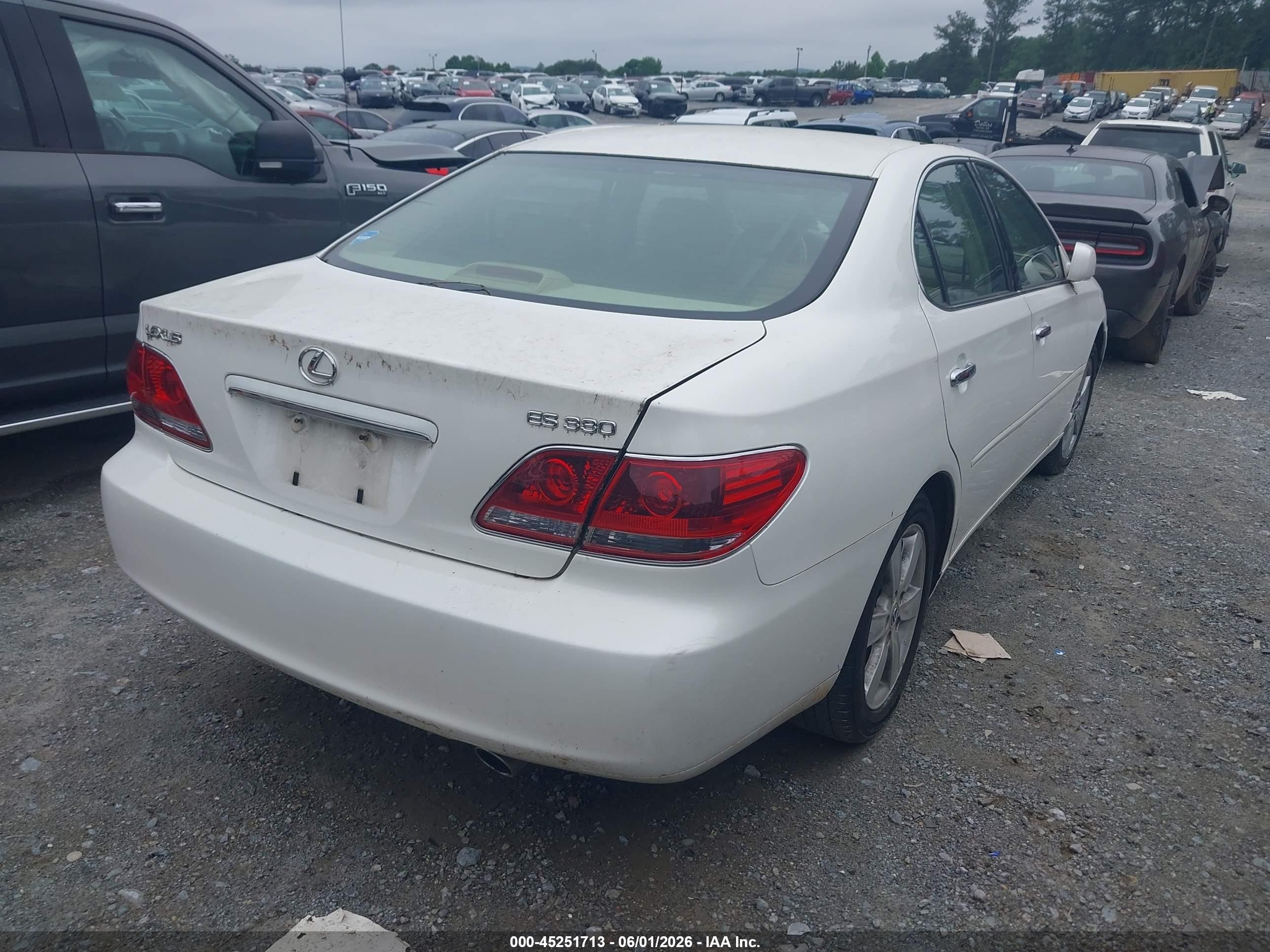 2006 Lexus Es 330   White vin: JTHBA30GX65172308