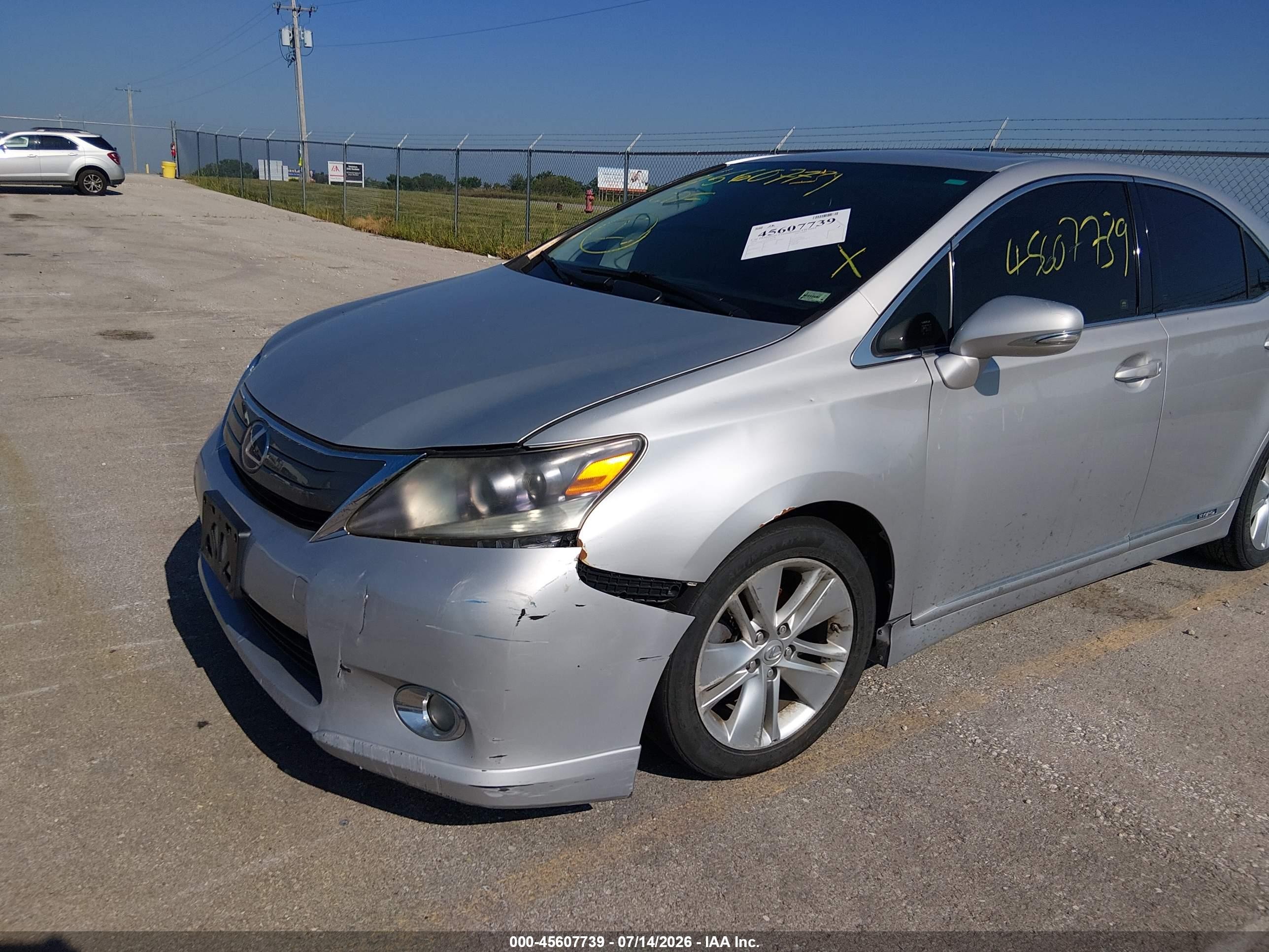 2010 Lexus Hs 250h   Silver vin: JTHBB1BA0A2005041