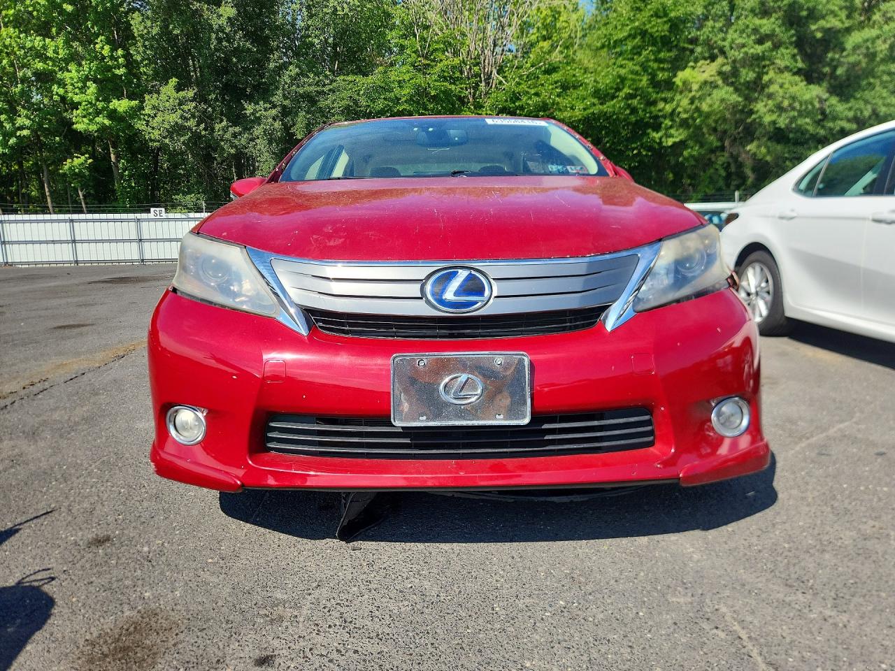 2010 Lexus Hs 250h Red vin: JTHBB1BA0A2006318