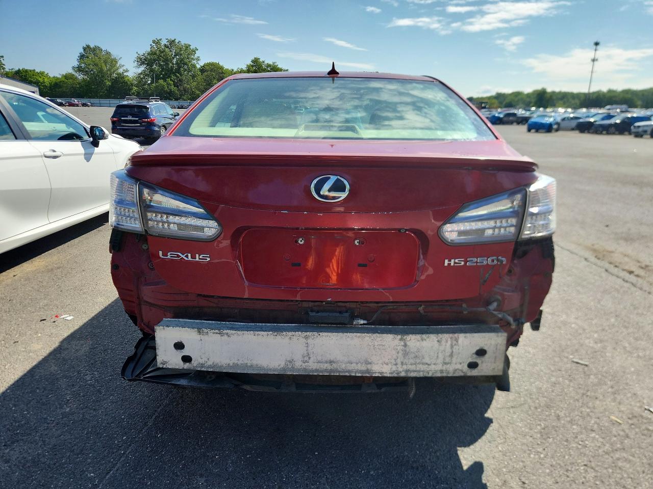 2010 Lexus Hs 250h Red vin: JTHBB1BA0A2006318