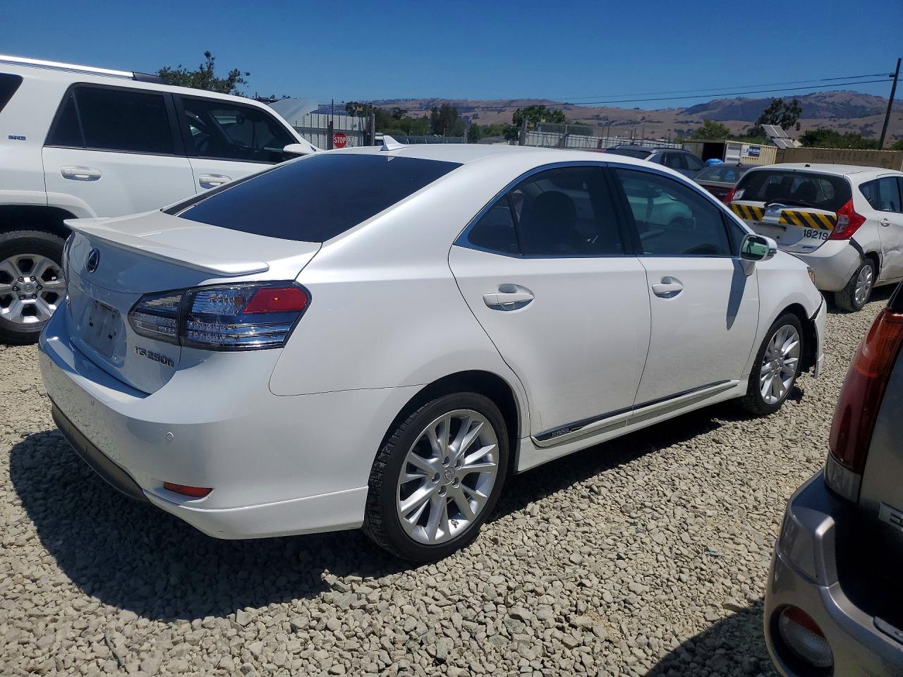 2010 Lexus Hs 250h White vin: JTHBB1BA0A2007209