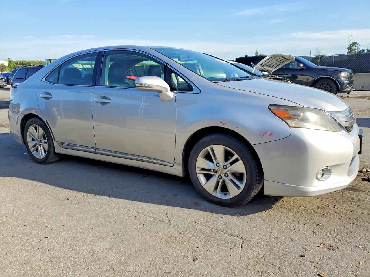 2012 Lexus Hs 250h Silver vin: JTHBB1BA0C2050077