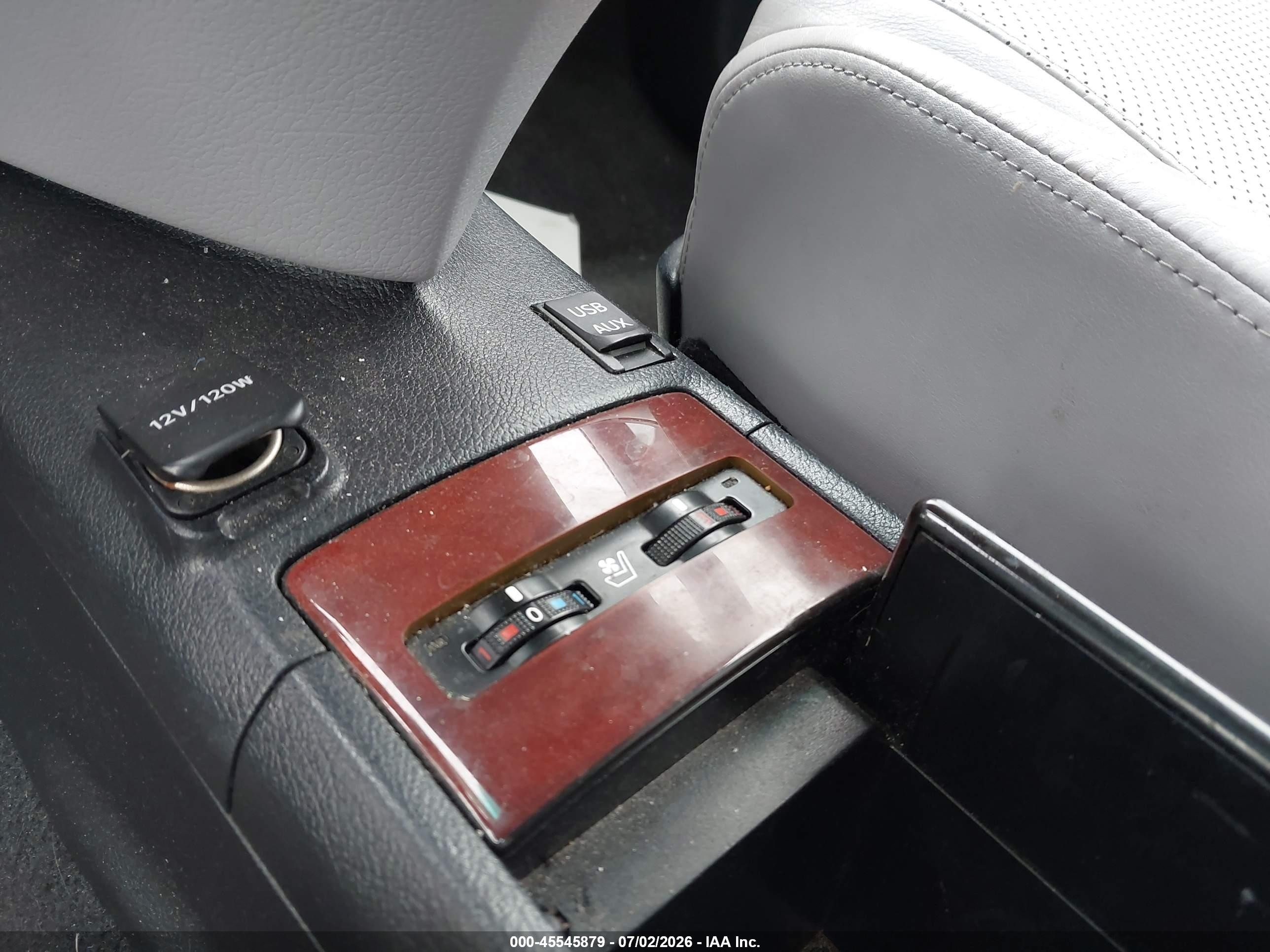 2010 Lexus Hs 250h Premium Серебряный vin: JTHBB1BA1A2013925
