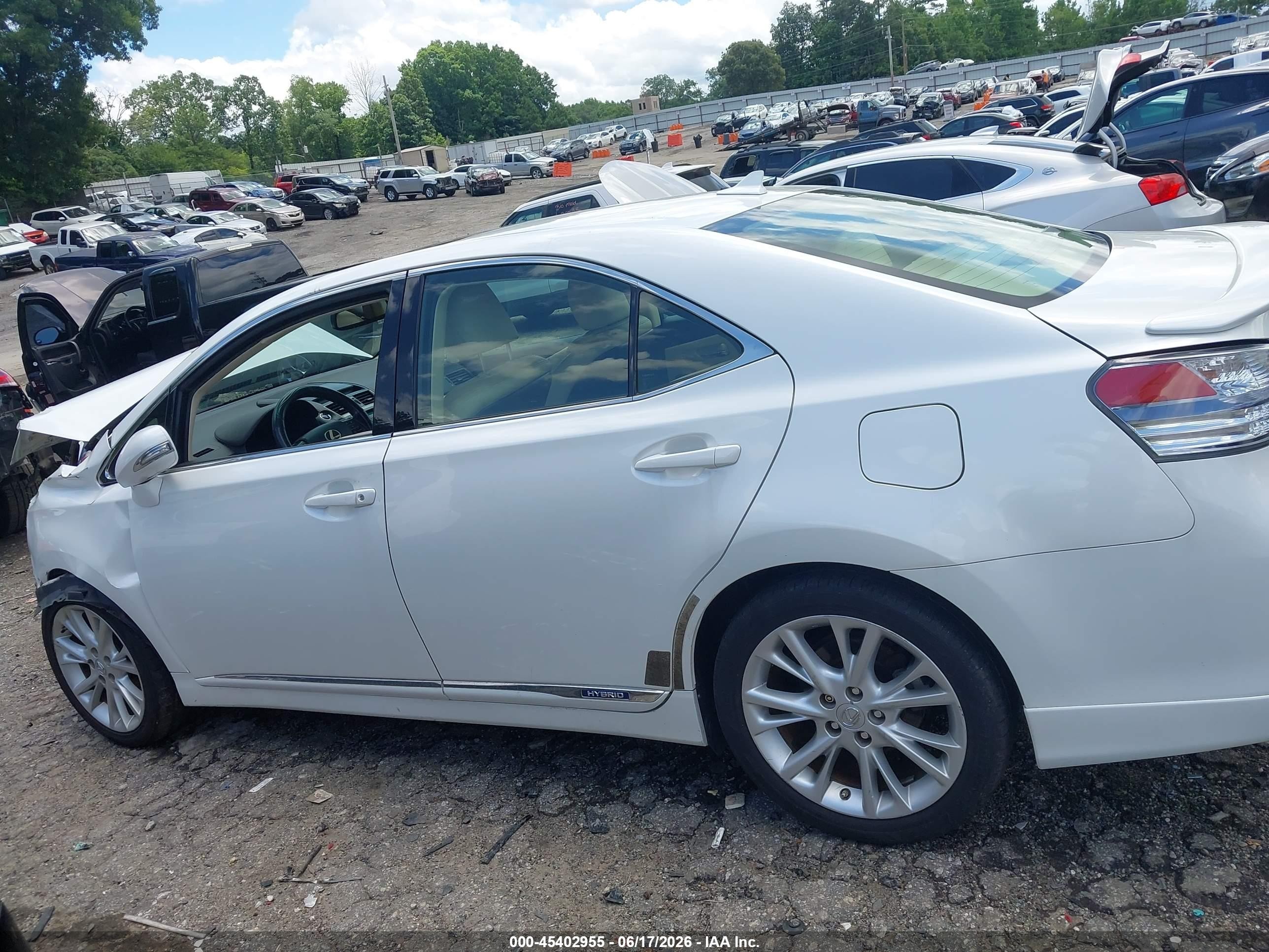 2010 Lexus Hs 250h Premium White vin: JTHBB1BA2A2026375