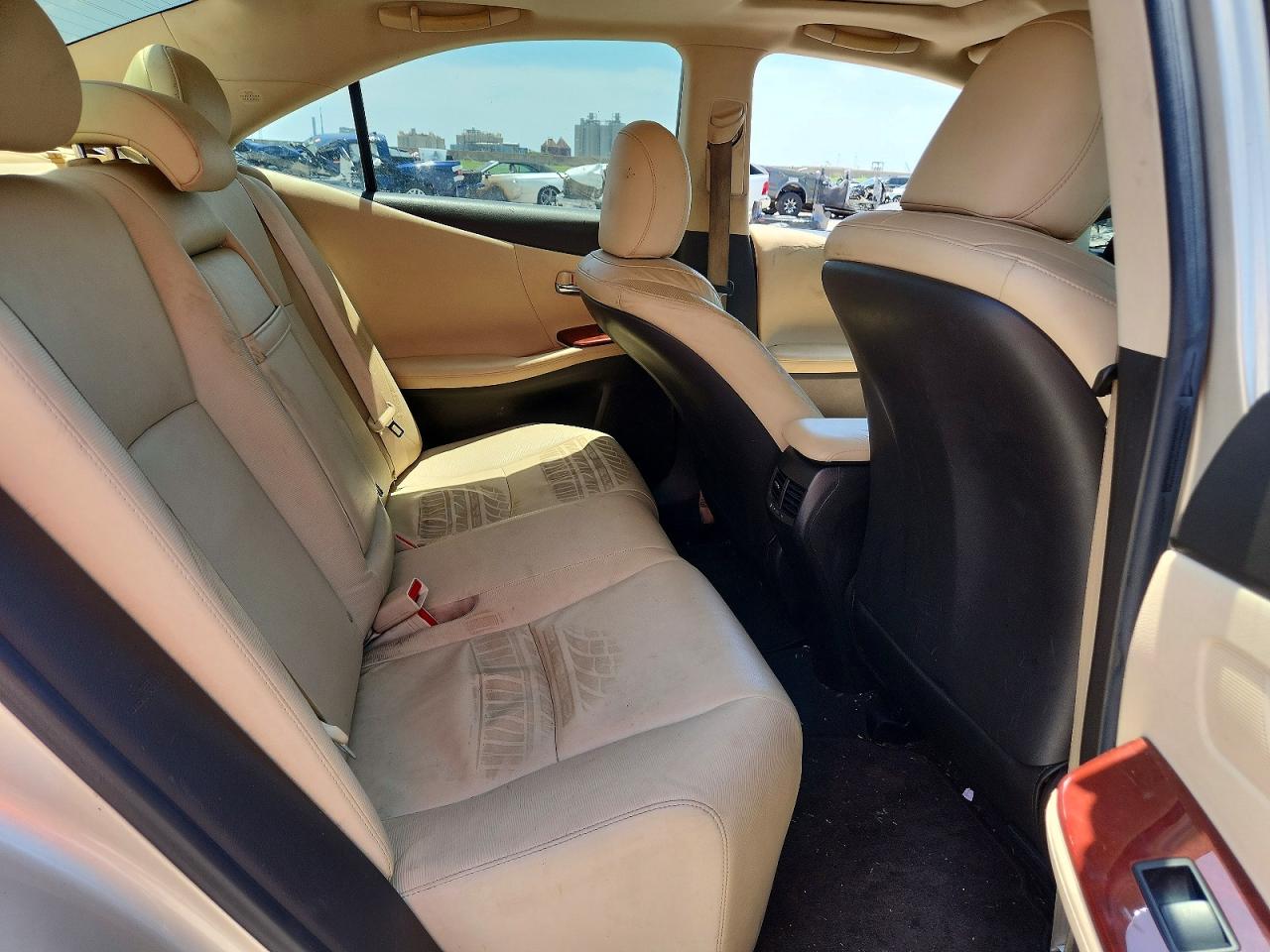 2011 Lexus Hs 250h Gold vin: JTHBB1BA2B2044506