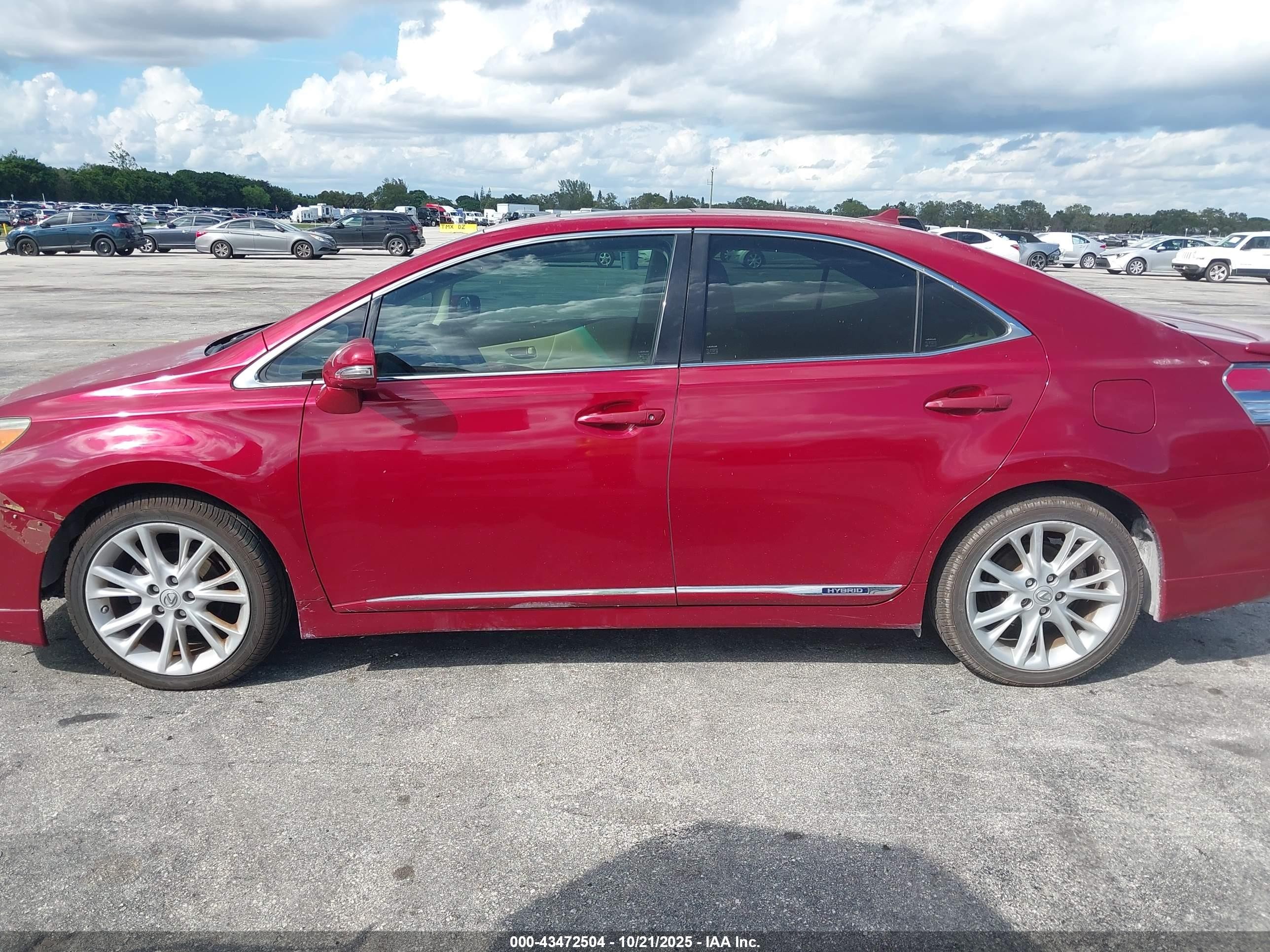 2010 Lexus Hs 250h Premium Red vin: JTHBB1BA3A2012890