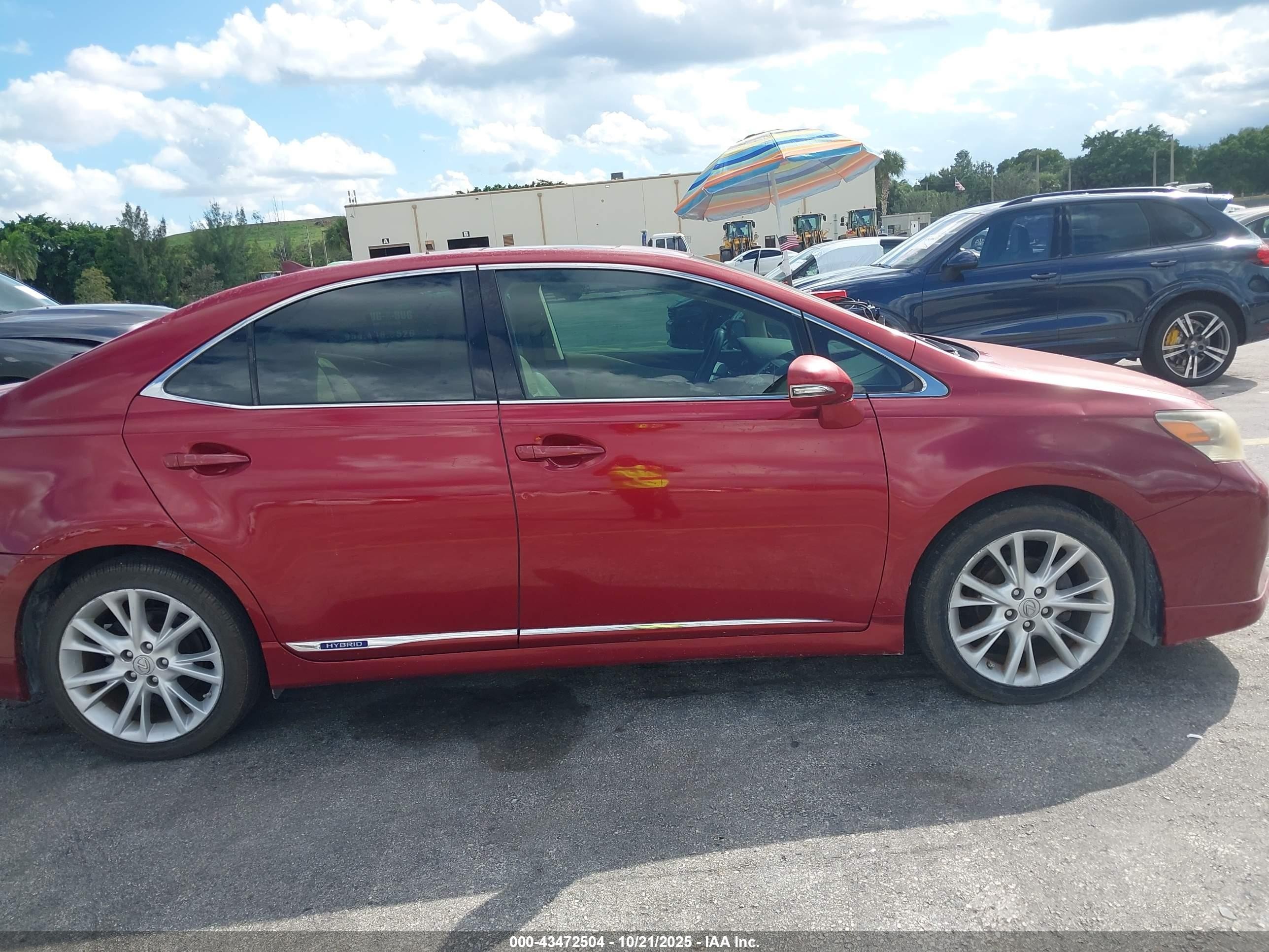 2010 Lexus Hs 250h Premium Red vin: JTHBB1BA3A2012890