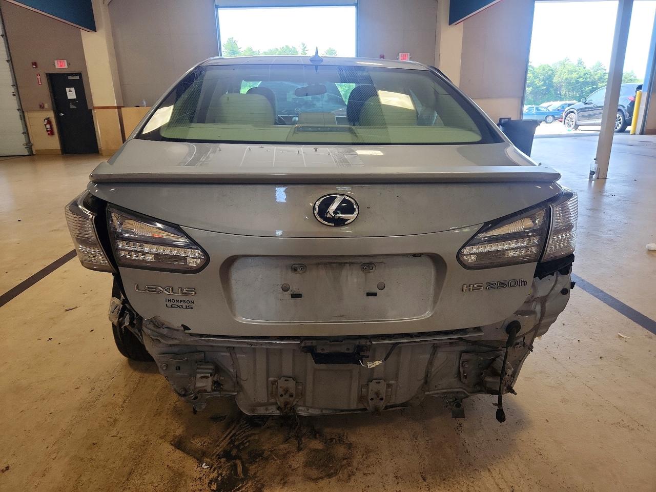 2010 Lexus Hs 250h Silver vin: JTHBB1BA3A2026109