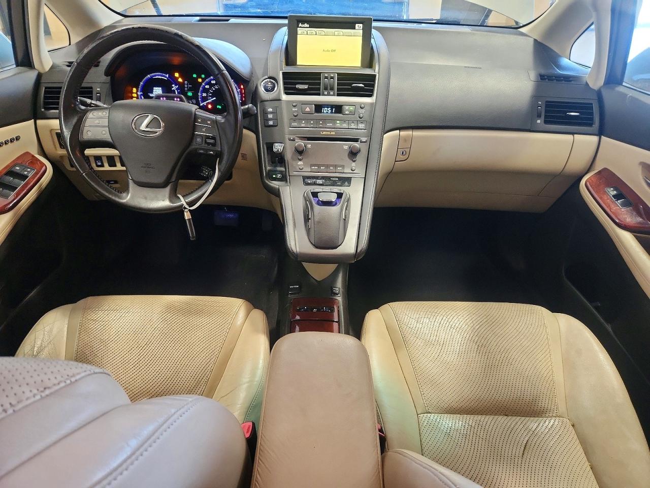 2010 Lexus Hs 250h Silver vin: JTHBB1BA3A2026109