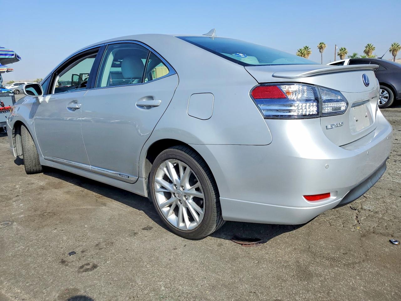 2010 Lexus Hs 250h Silver vin: JTHBB1BA5A2003852