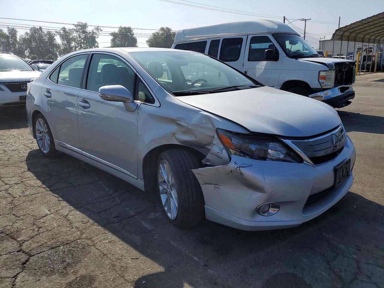 2010 Lexus Hs 250h Silver vin: JTHBB1BA5A2003852