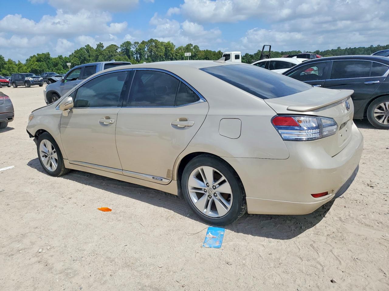 2011 Lexus Hs 250h Gold vin: JTHBB1BA5B2046718