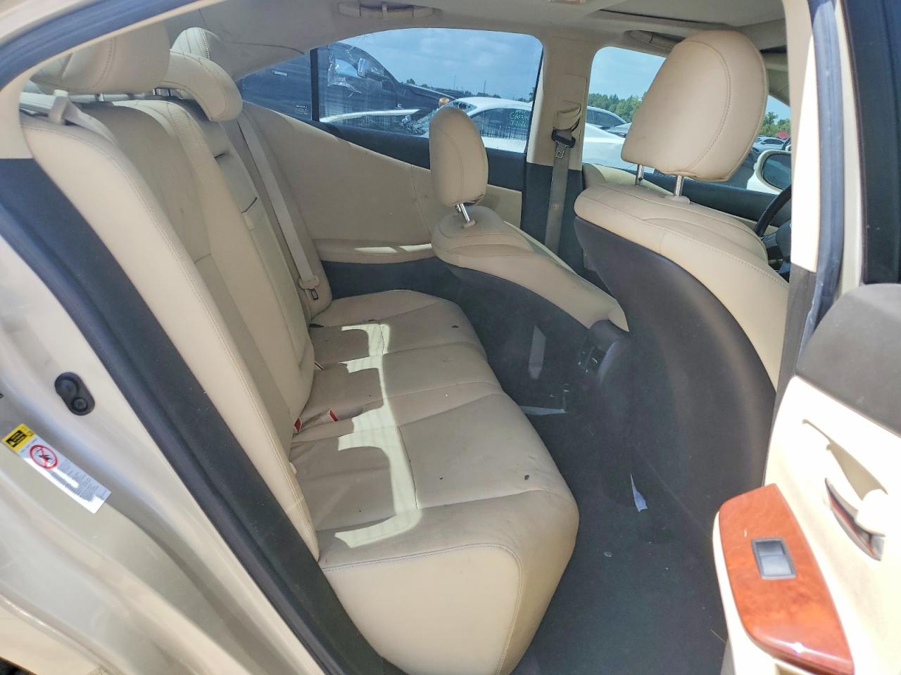 2011 Lexus Hs 250h Gold vin: JTHBB1BA5B2046718