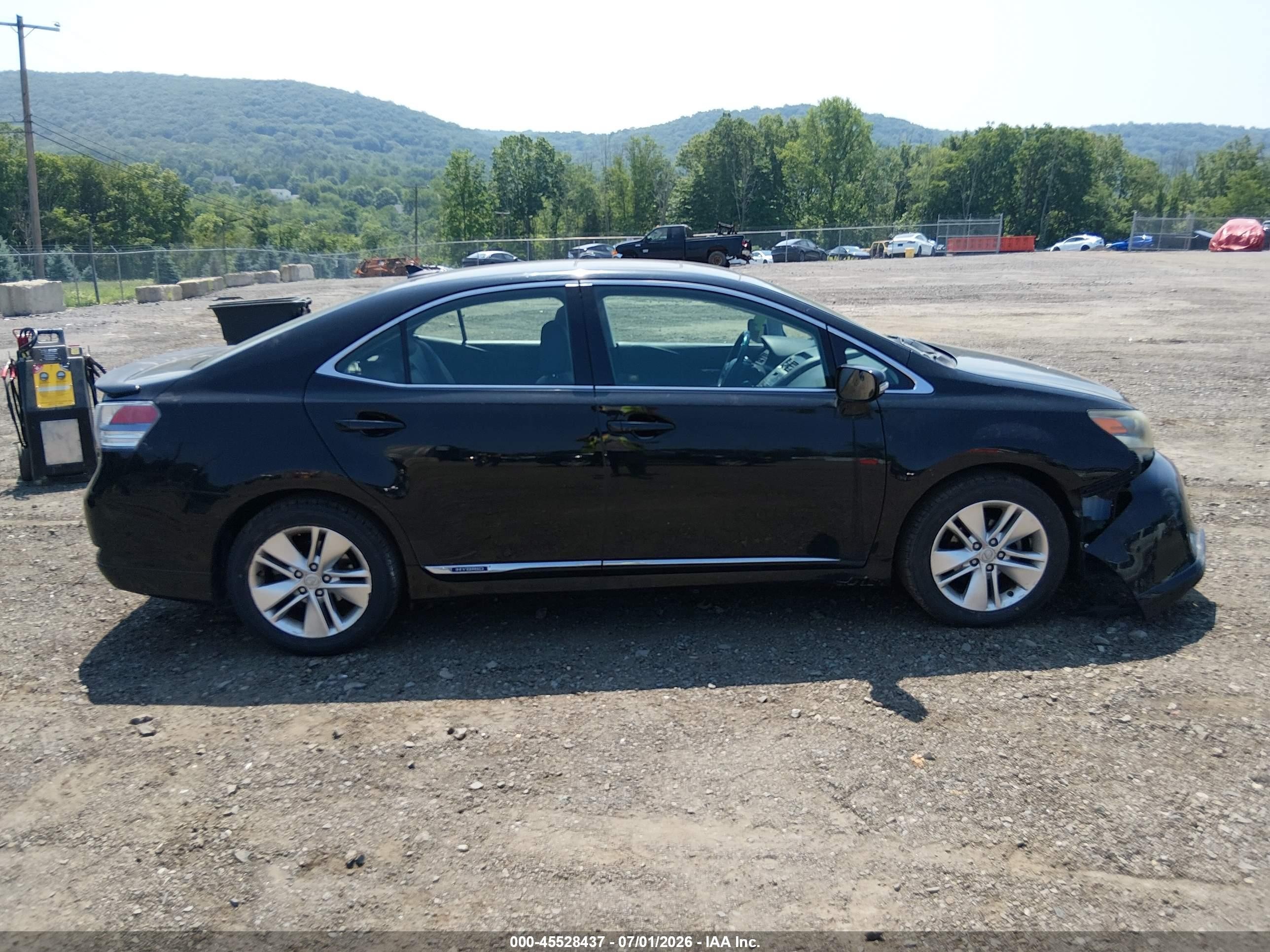 2011 Lexus Hs 250h   Black vin: JTHBB1BA6B2046825