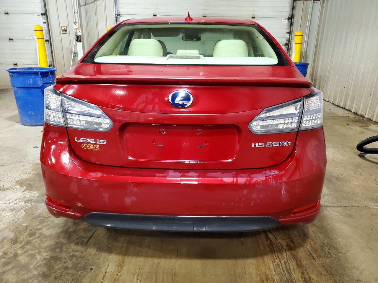 2010 Lexus Hs 250h Red vin: JTHBB1BA7A2022807