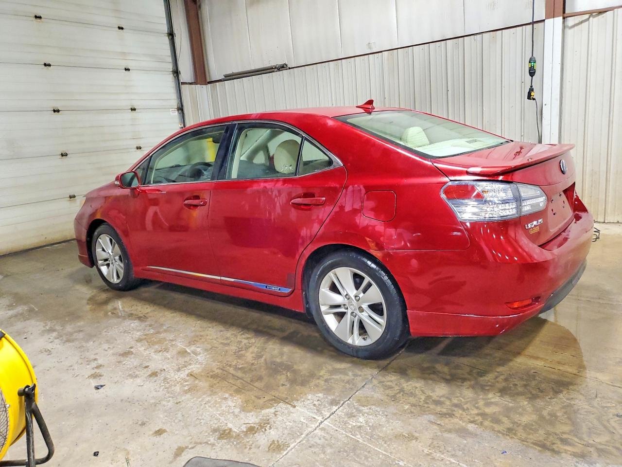 2010 Lexus Hs 250h Red vin: JTHBB1BA7A2022807