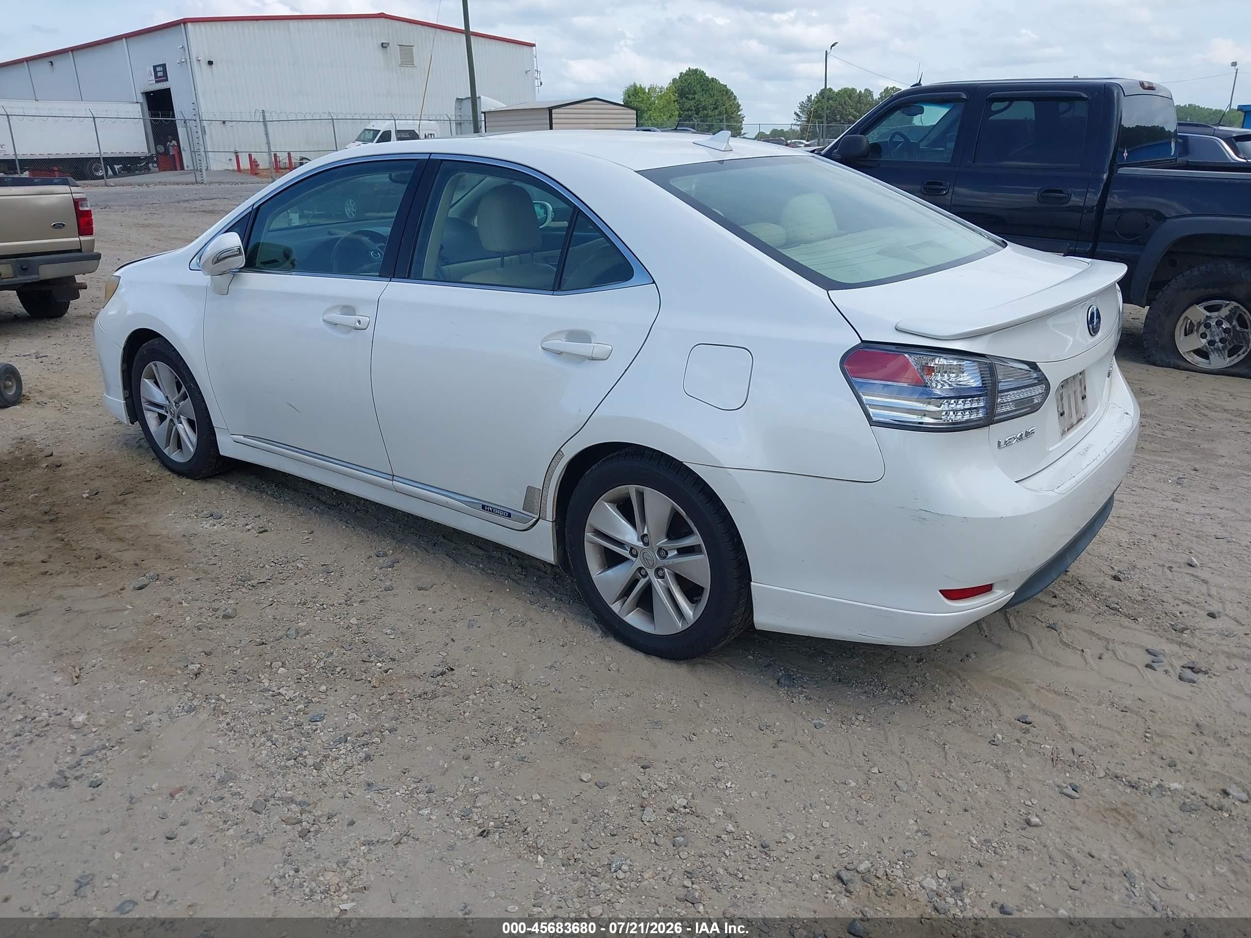 2010 Lexus Hs 250h   White vin: JTHBB1BA7A2023021