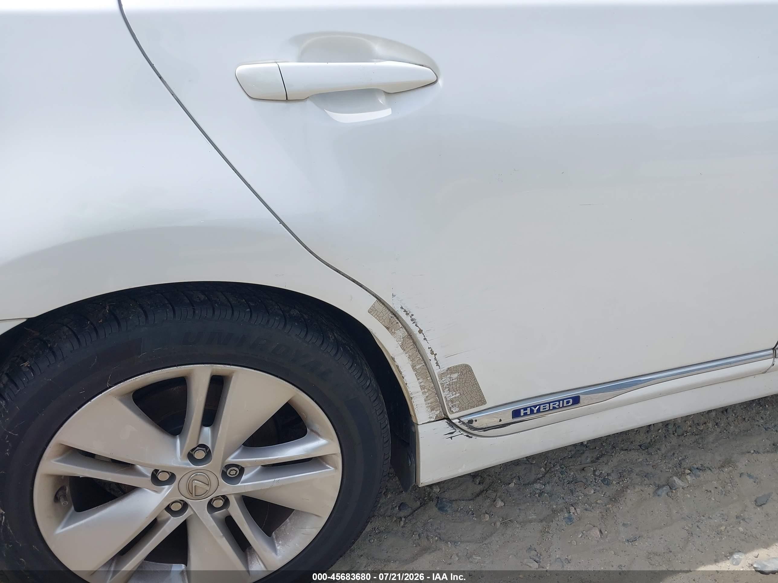 2010 Lexus Hs 250h   White vin: JTHBB1BA7A2023021