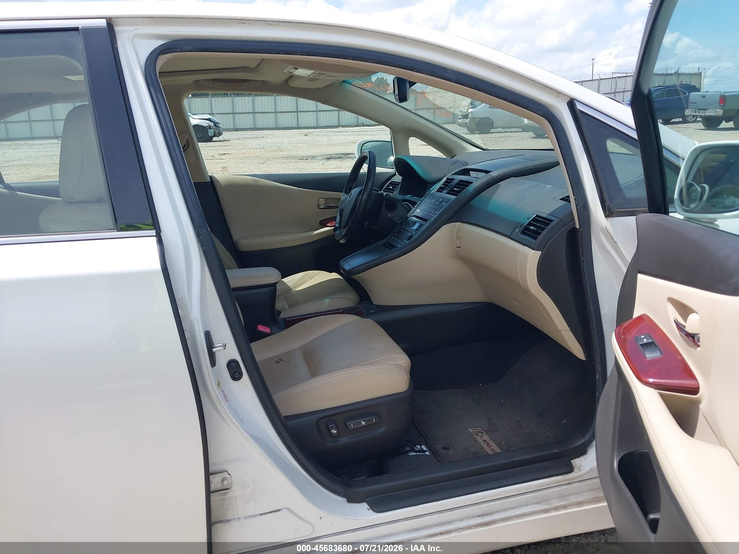 2010 Lexus Hs 250h   White vin: JTHBB1BA7A2023021