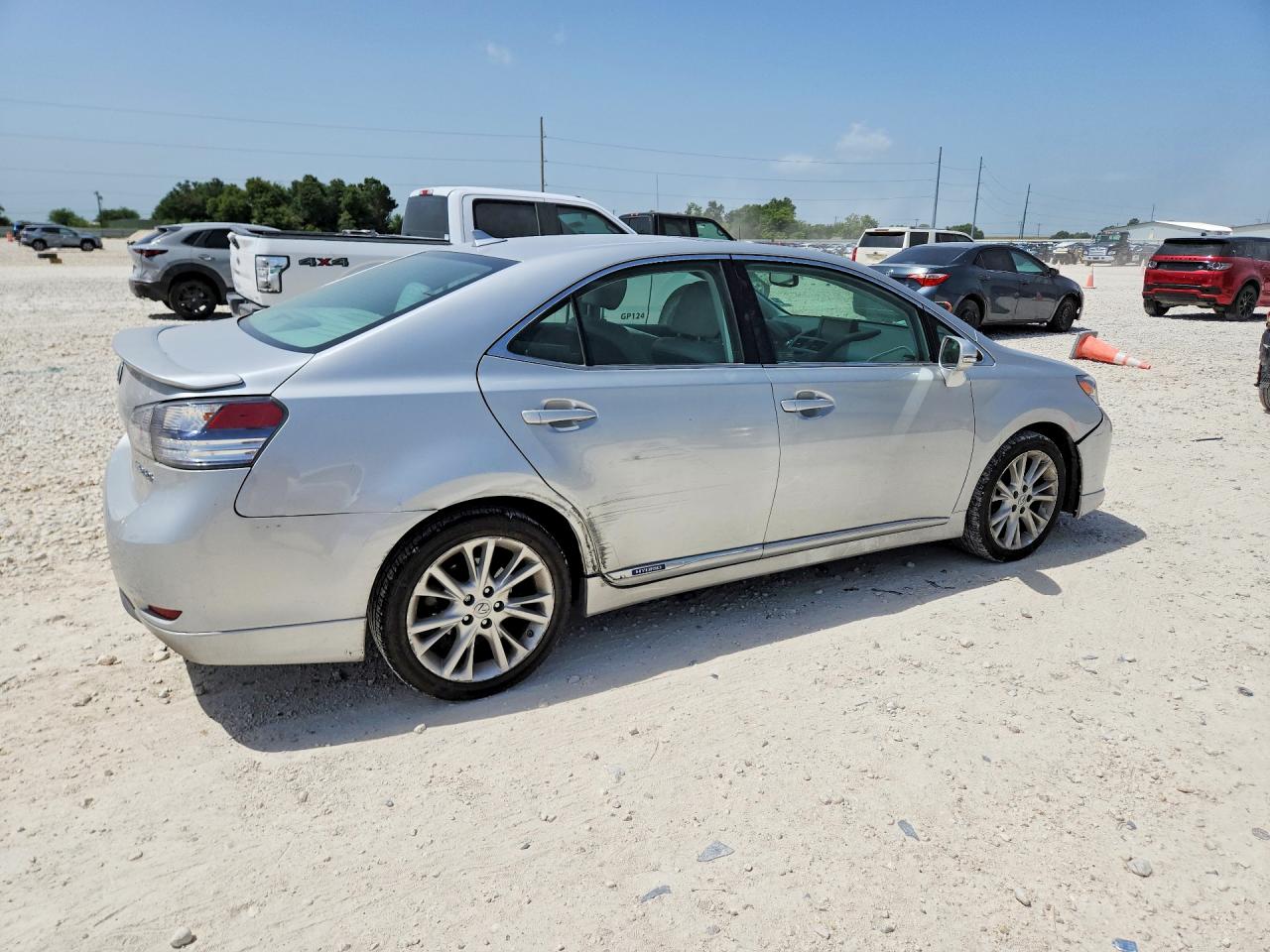 2010 Lexus Hs 250h Silver vin: JTHBB1BA8A2005689