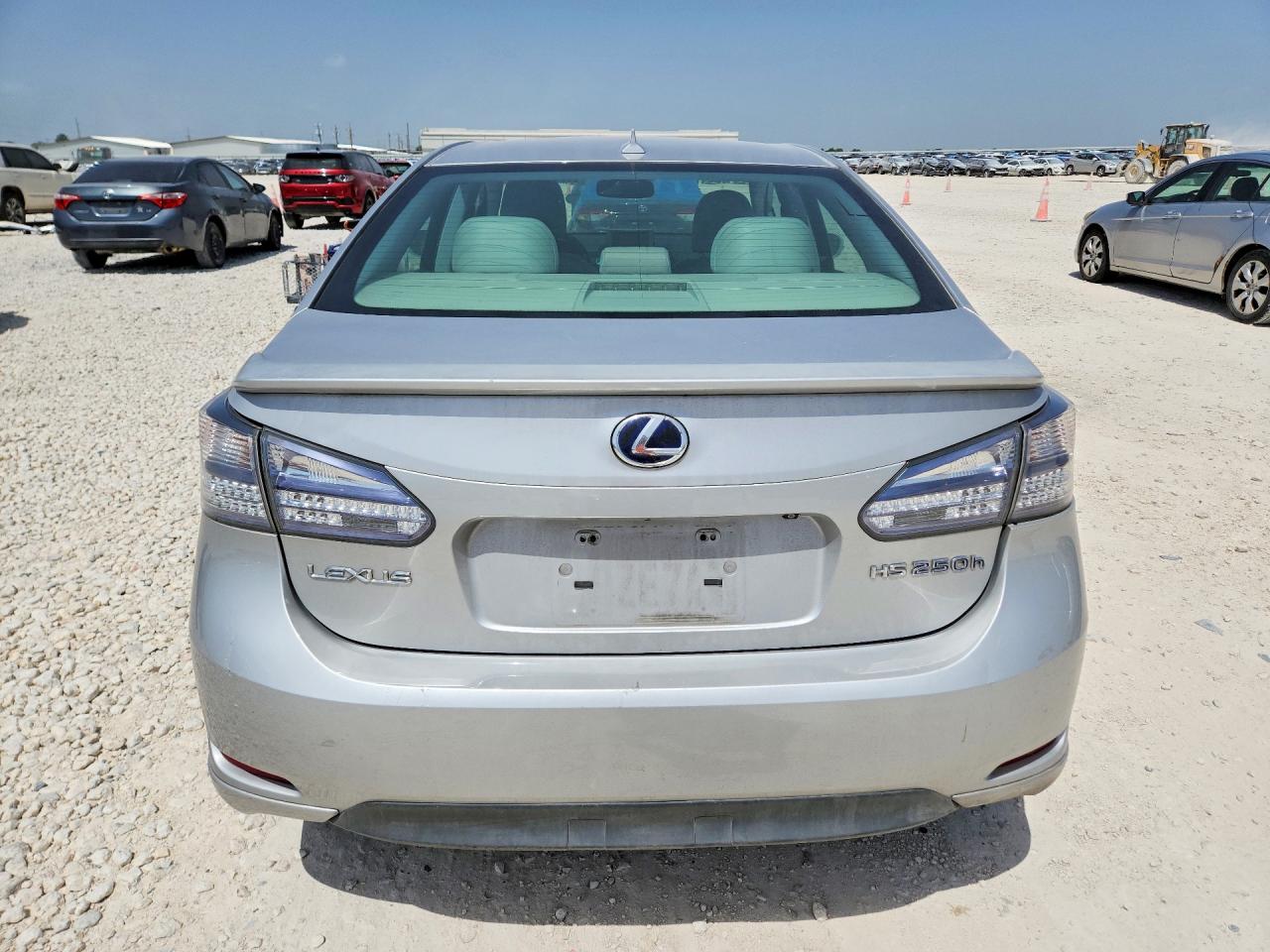 2010 Lexus Hs 250h Silver vin: JTHBB1BA8A2005689