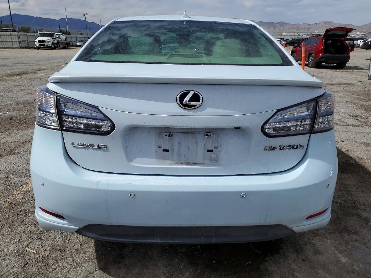 2010 Lexus Hs 250h White vin: JTHBB1BA8A2014215