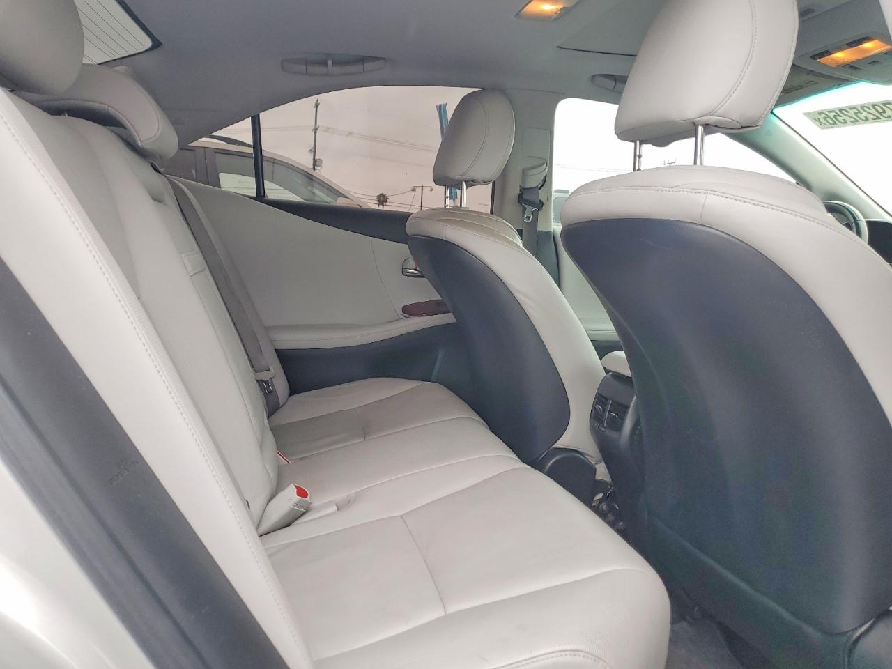 2011 Lexus Hs 250h Серебряный vin: JTHBB1BA8B2046650