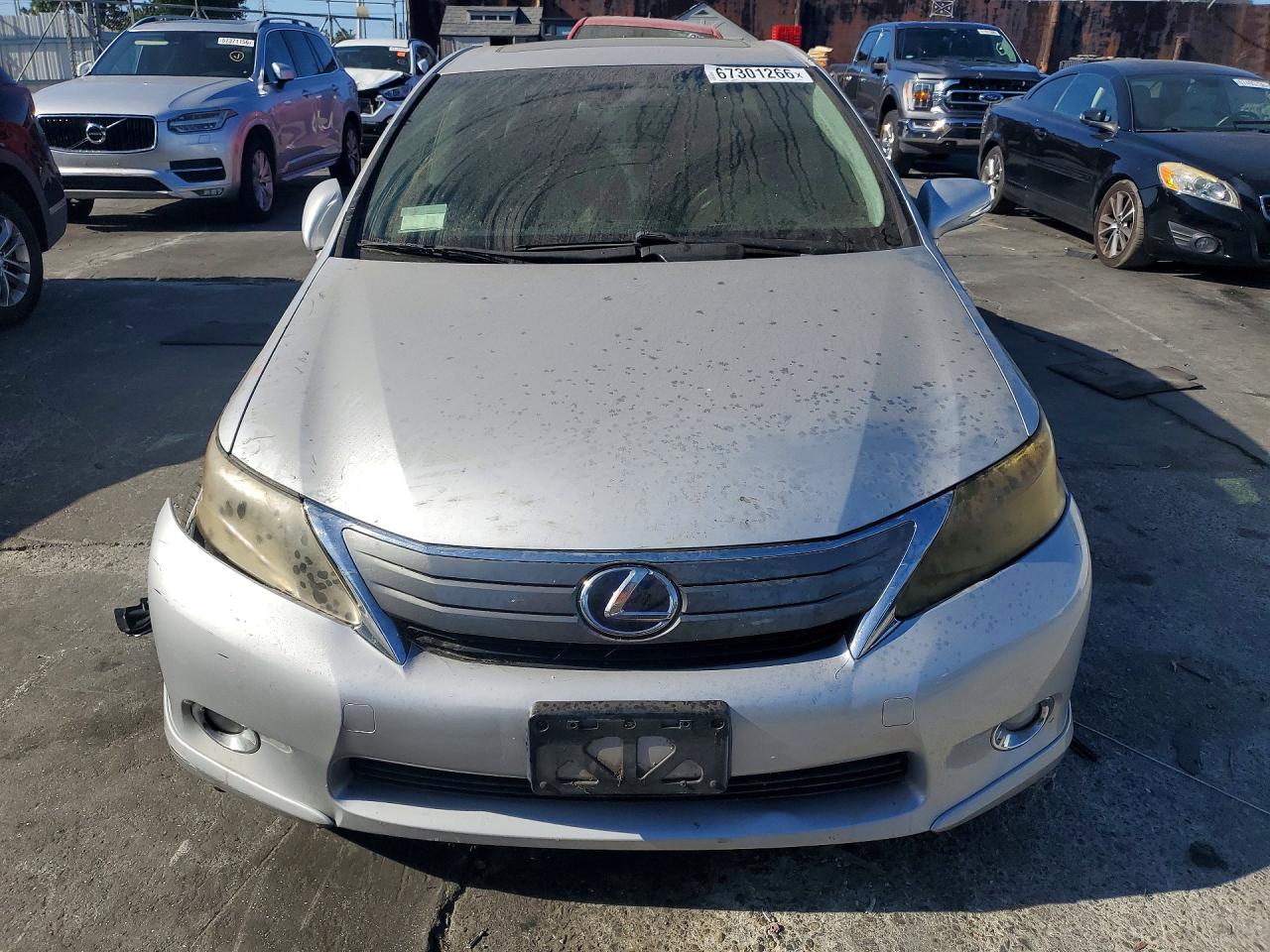 2010 Lexus Hs 250h Silver vin: JTHBB1BA9A2025188