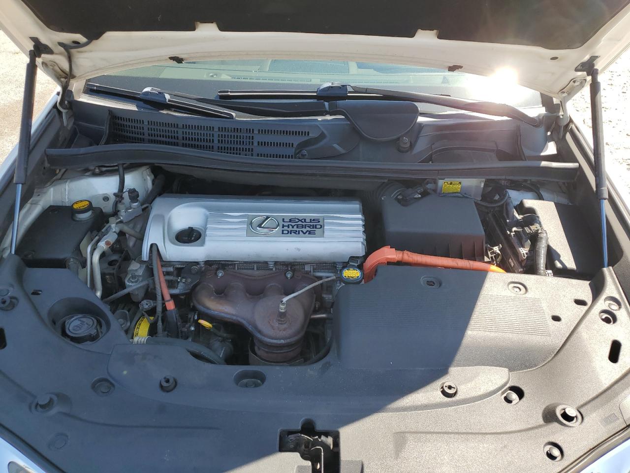 2010 Lexus Hs 250h White vin: JTHBB1BAXA2001997
