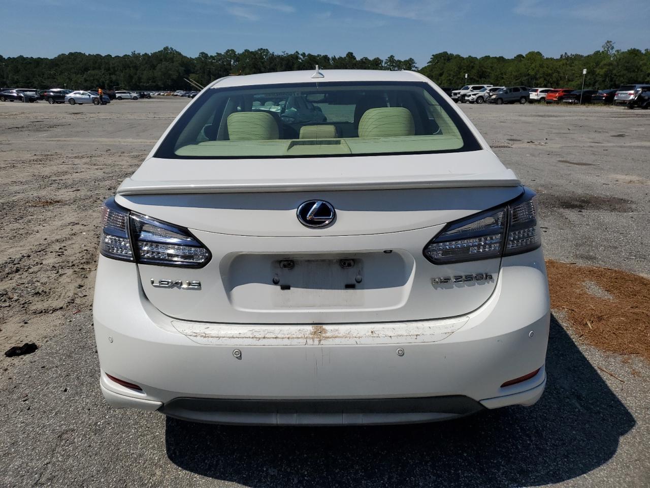 2010 Lexus Hs 250h White vin: JTHBB1BAXA2001997