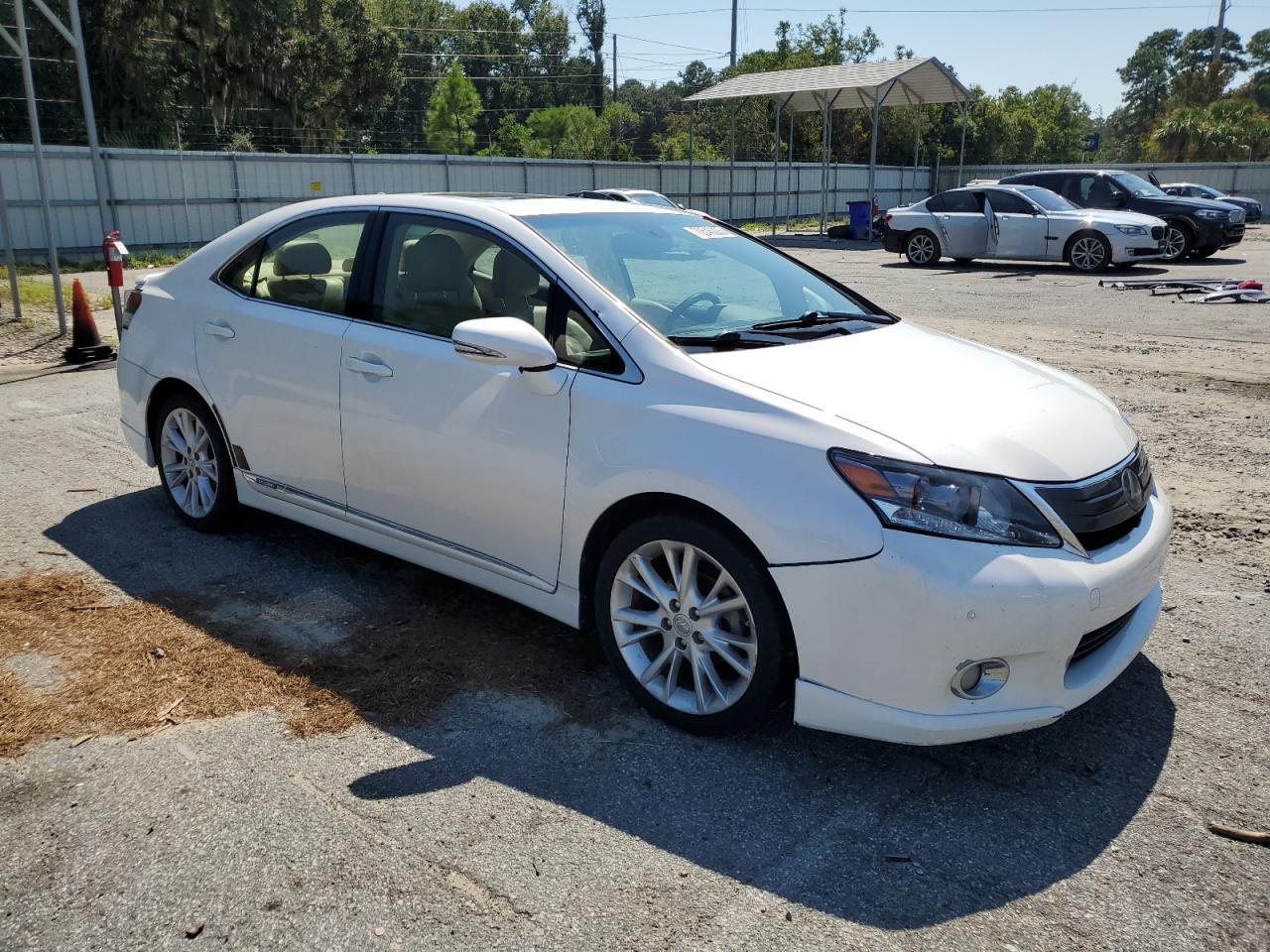 2010 Lexus Hs 250h White vin: JTHBB1BAXA2001997