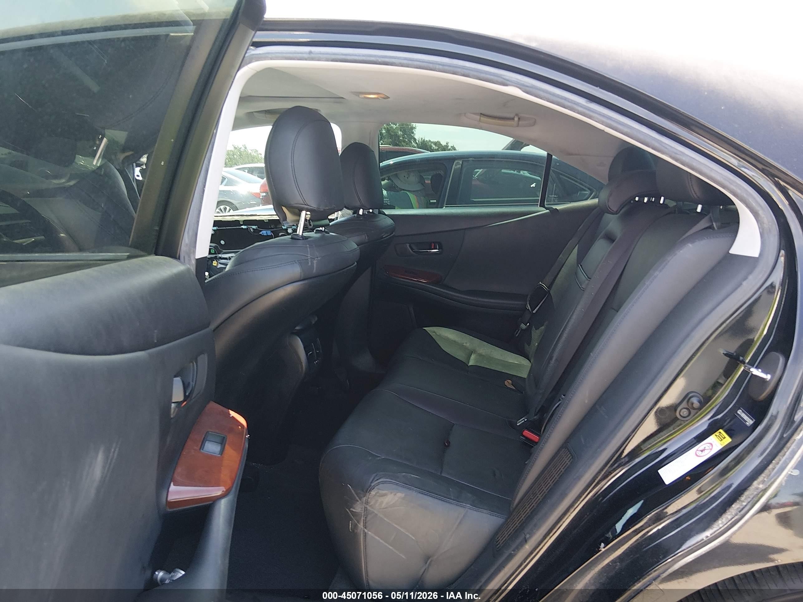 2011 Lexus Hs 250h   Black vin: JTHBB1BAXB2043359