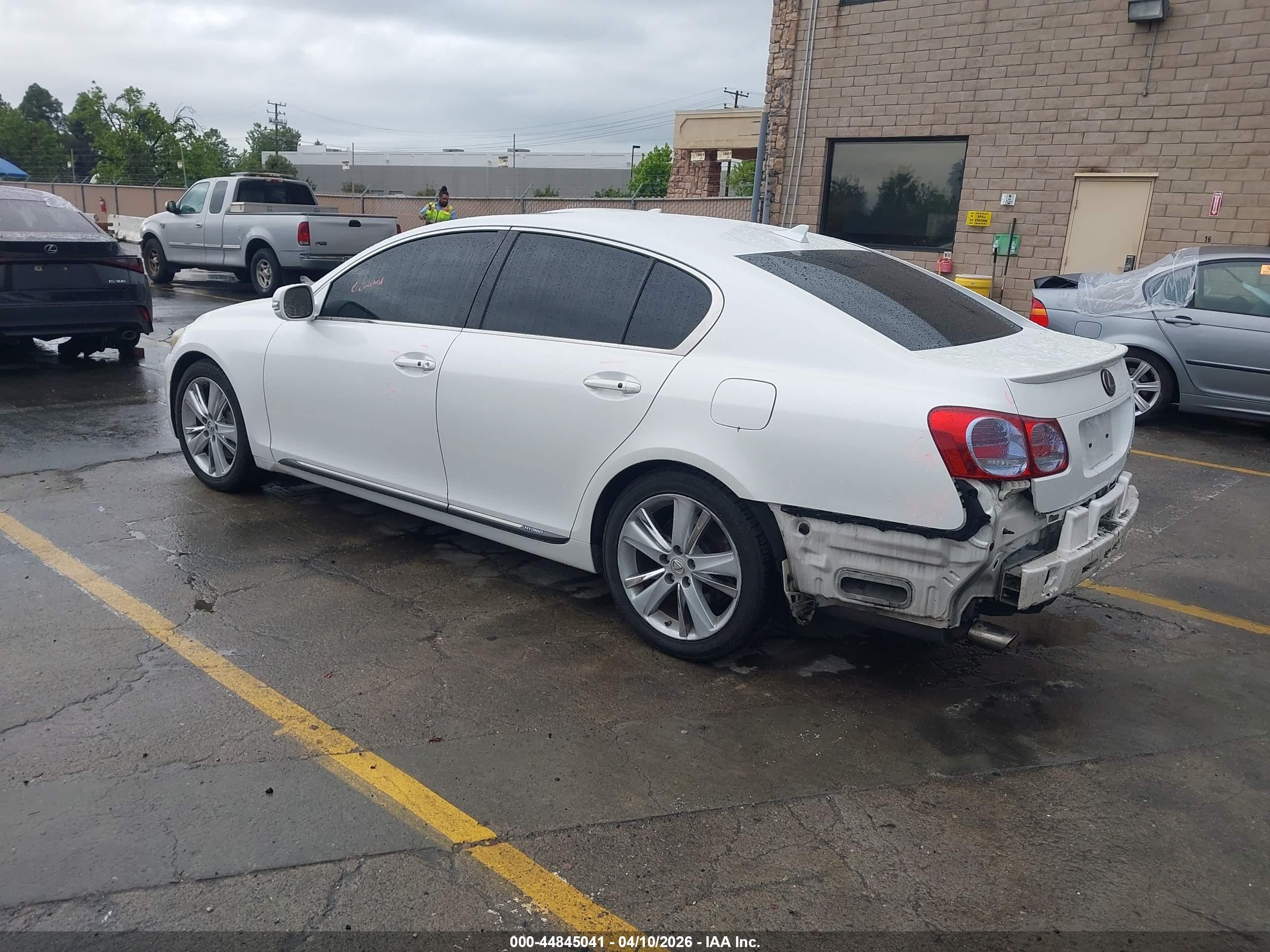 2011 Lexus Gs 450h   White vin: JTHBC1KS1B5023943
