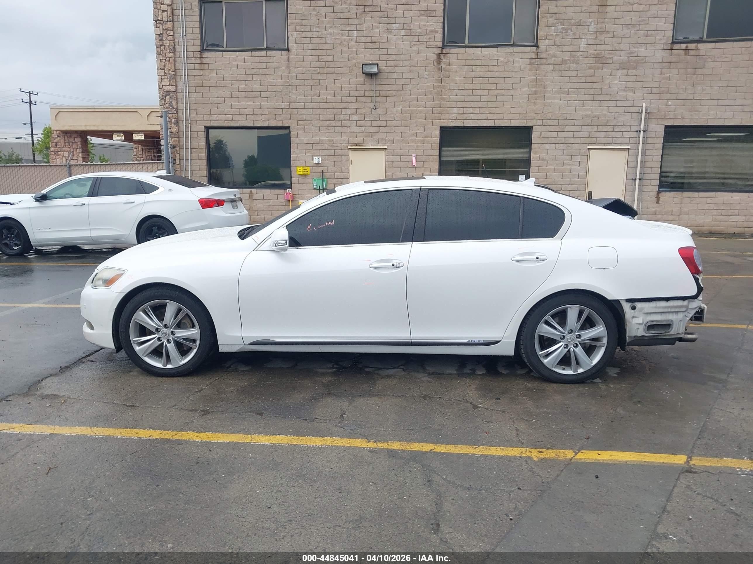 2011 Lexus Gs 450h   White vin: JTHBC1KS1B5023943