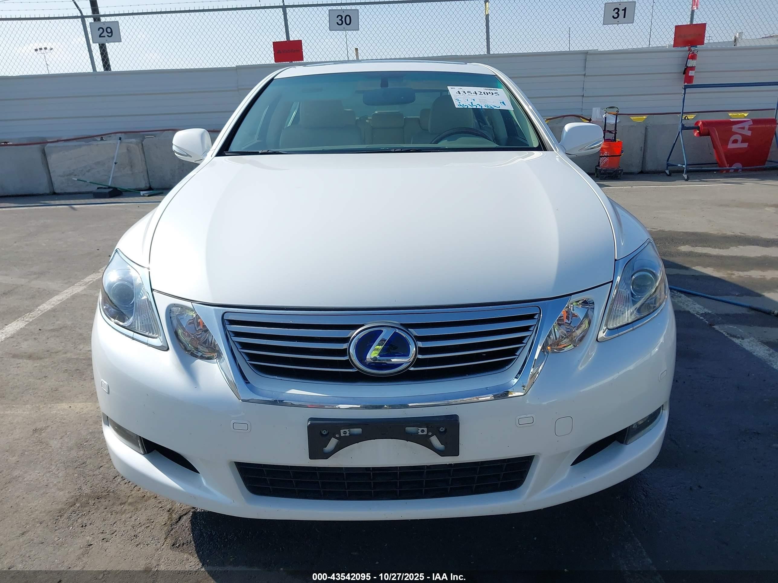 2010 Lexus Gs 450h   White vin: JTHBC1KS4A5021098