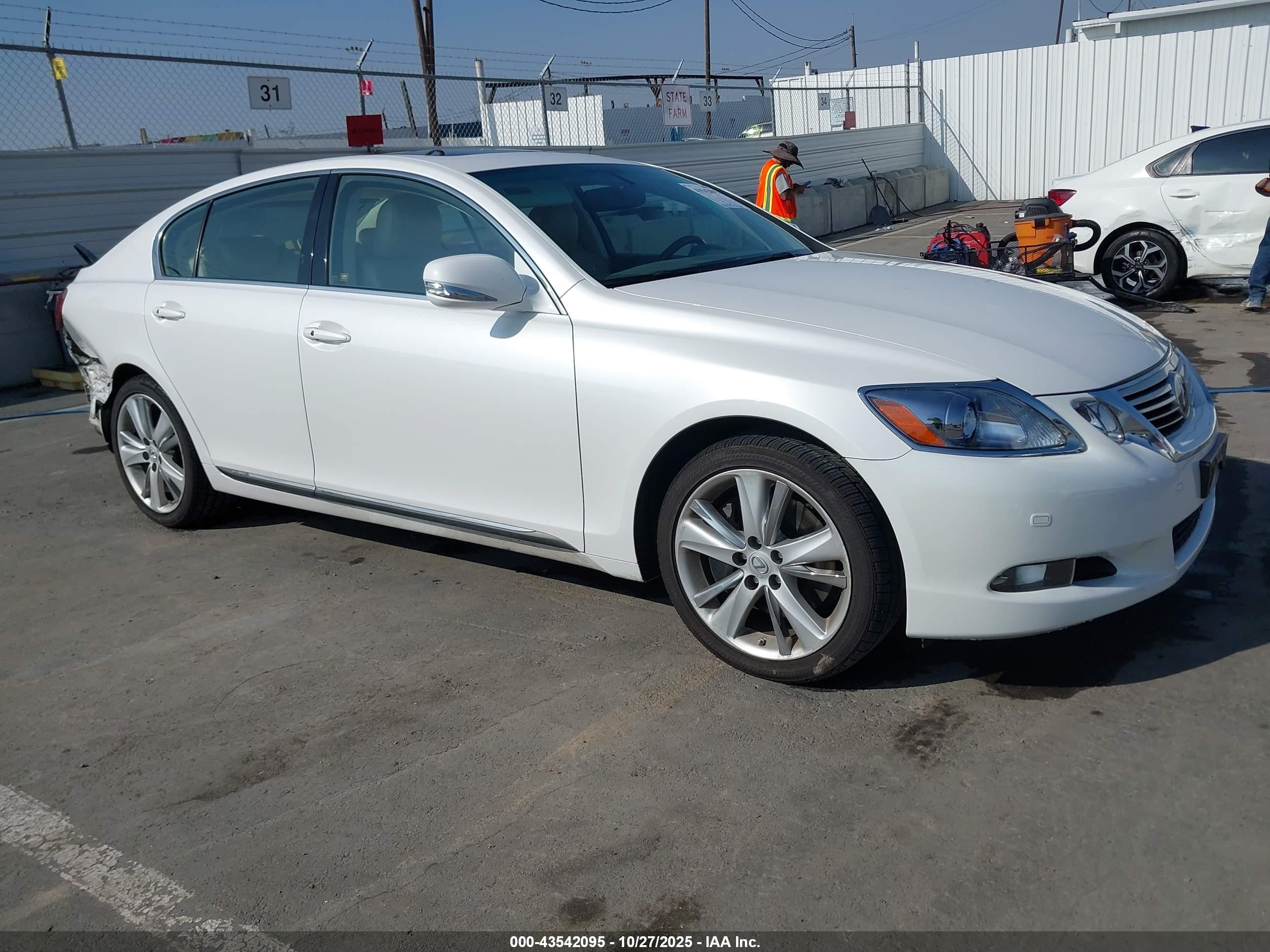 2010 Lexus Gs 450h   White vin: JTHBC1KS4A5021098