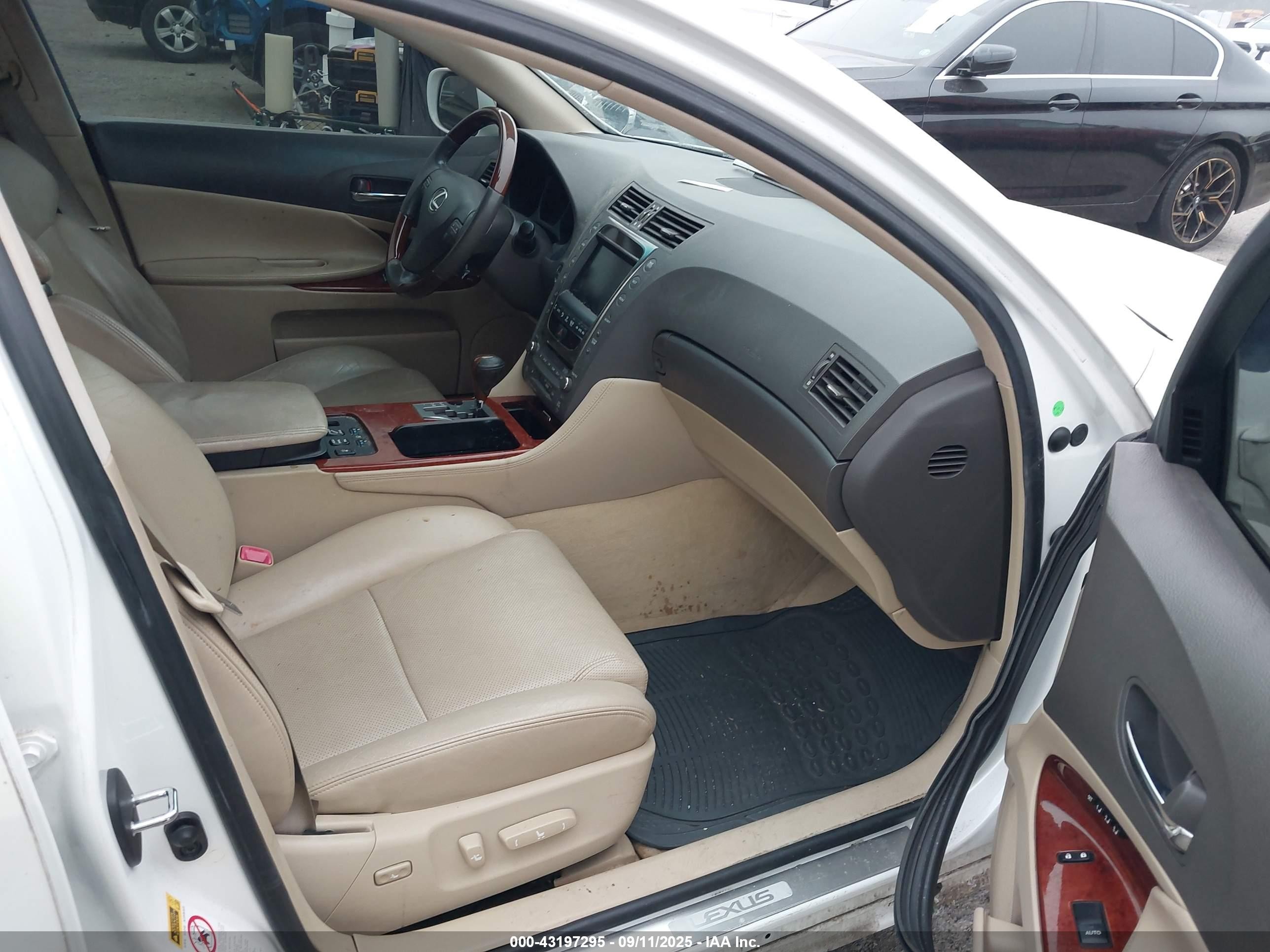 2008 Lexus Gs 450h   White vin: JTHBC96S085012787