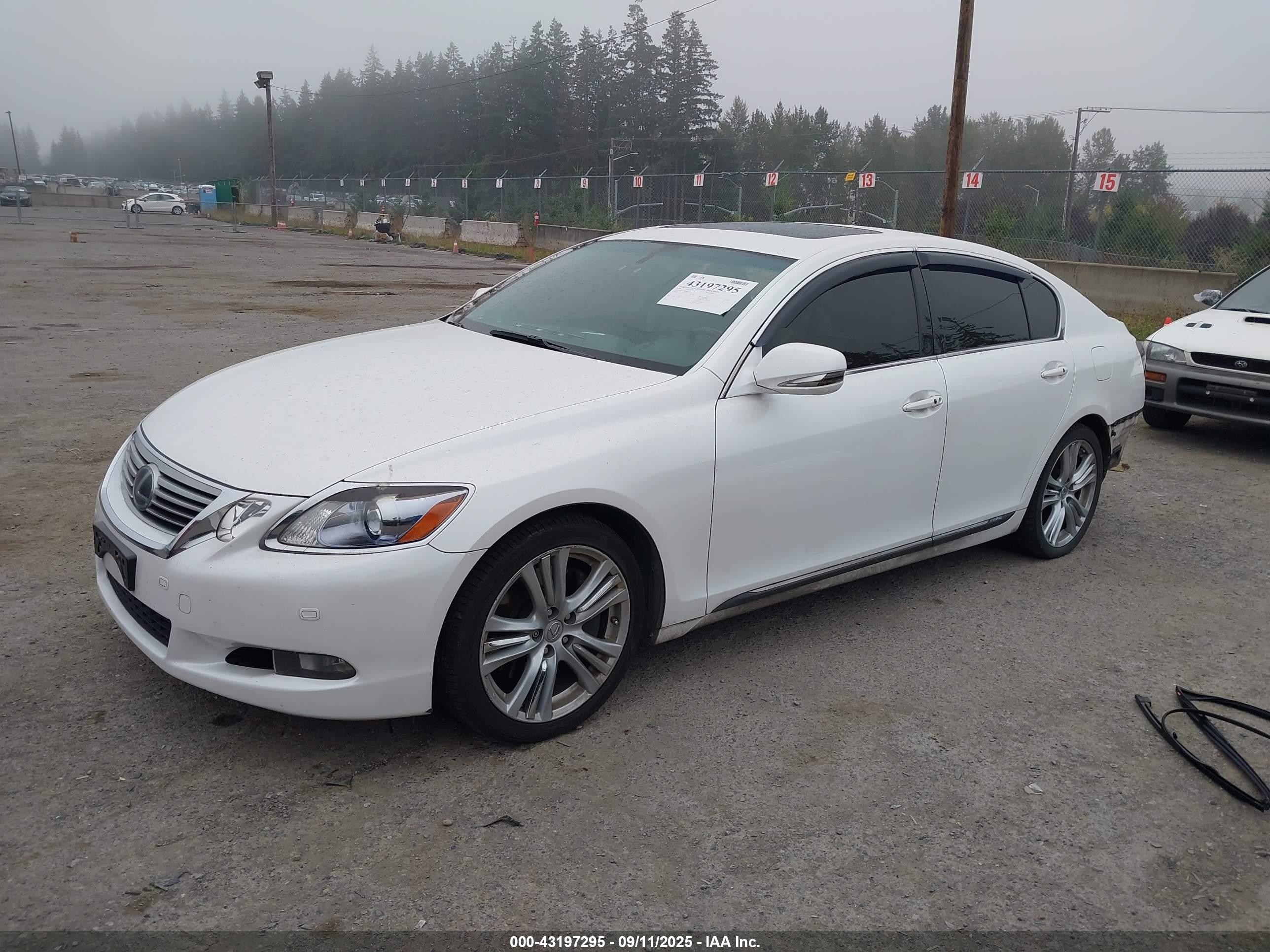 2008 Lexus Gs 450h   White vin: JTHBC96S085012787