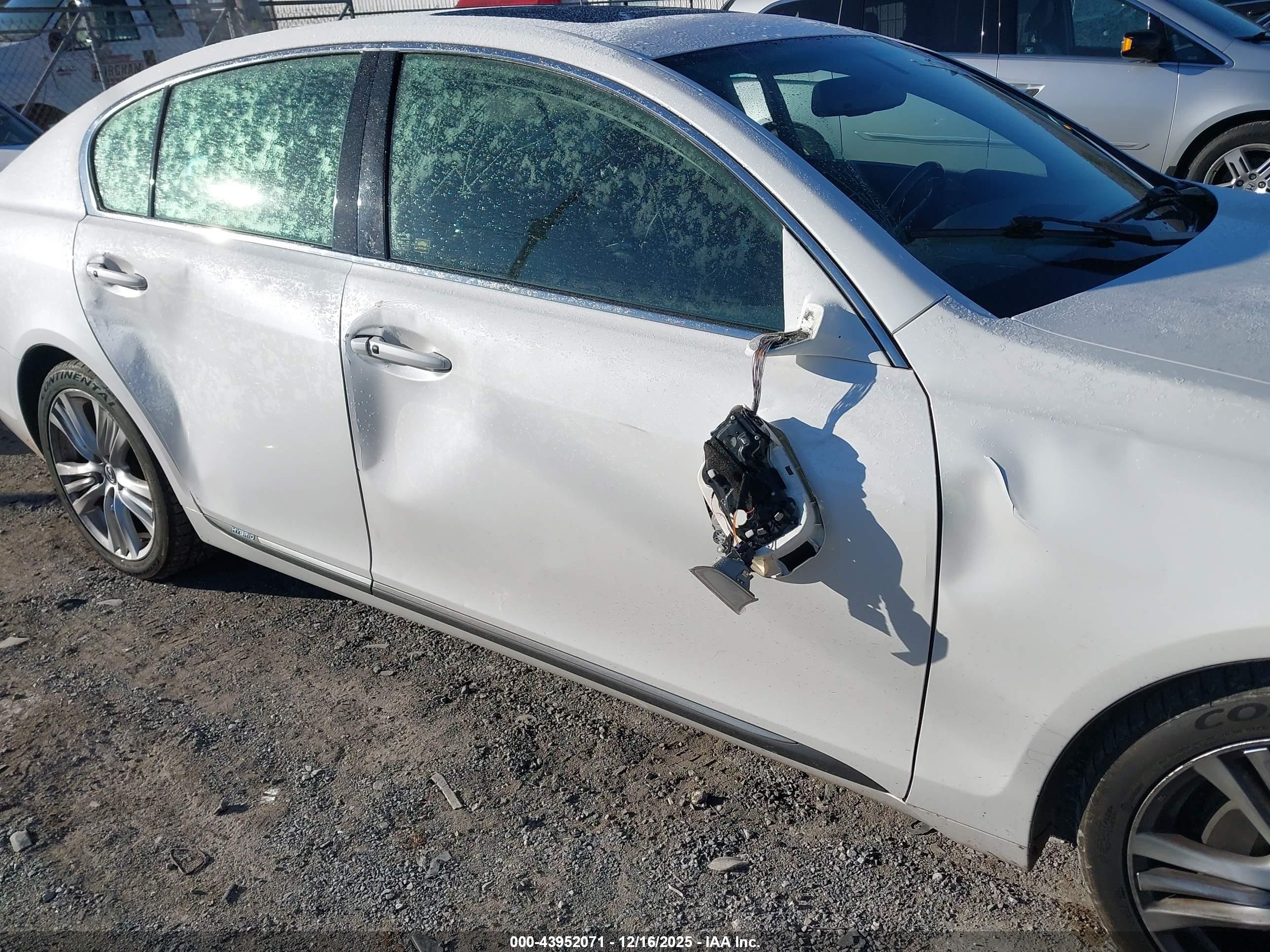 2008 Lexus Gs 450h   White vin: JTHBC96S885015176
