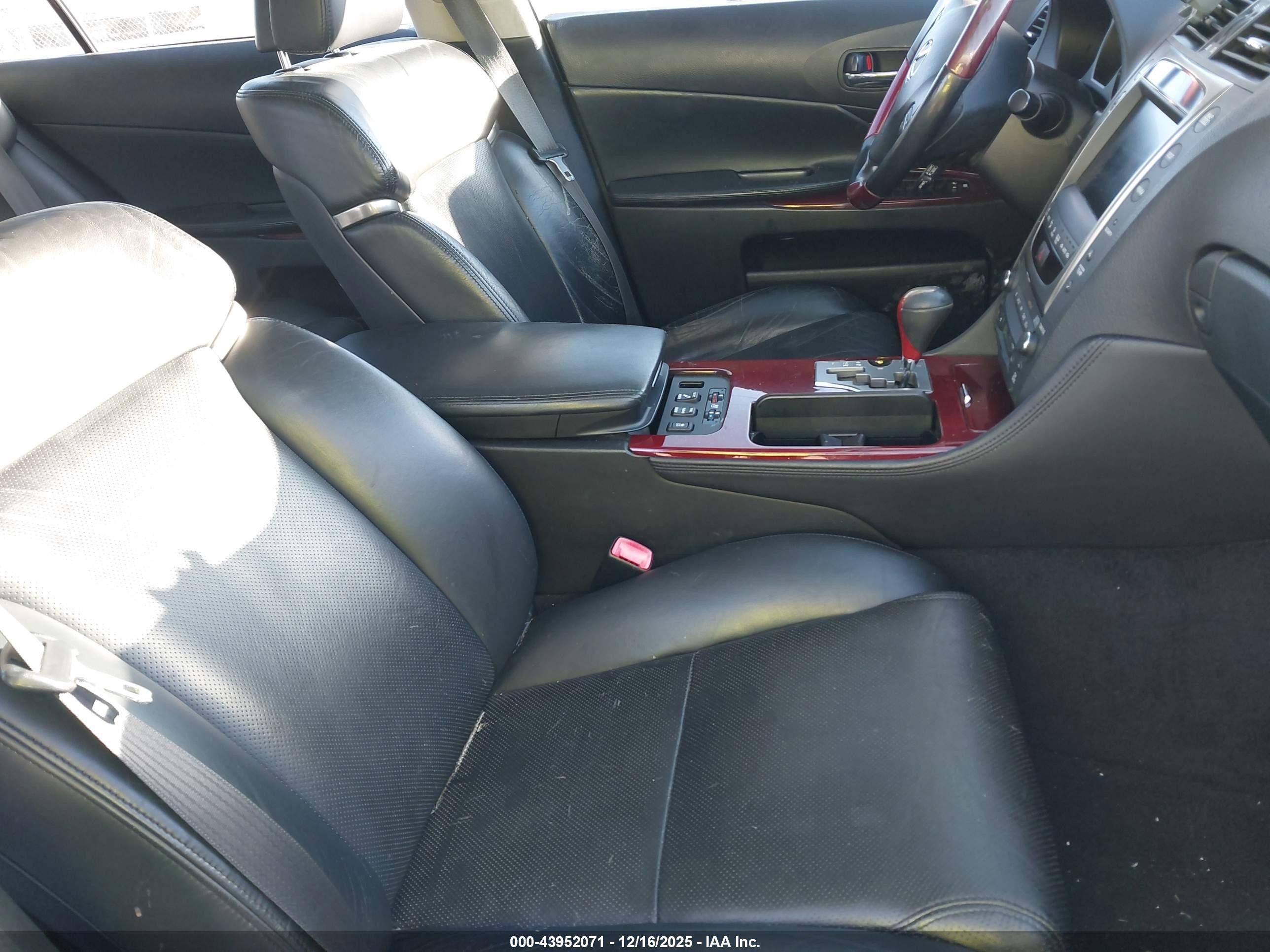2008 Lexus Gs 450h   White vin: JTHBC96S885015176