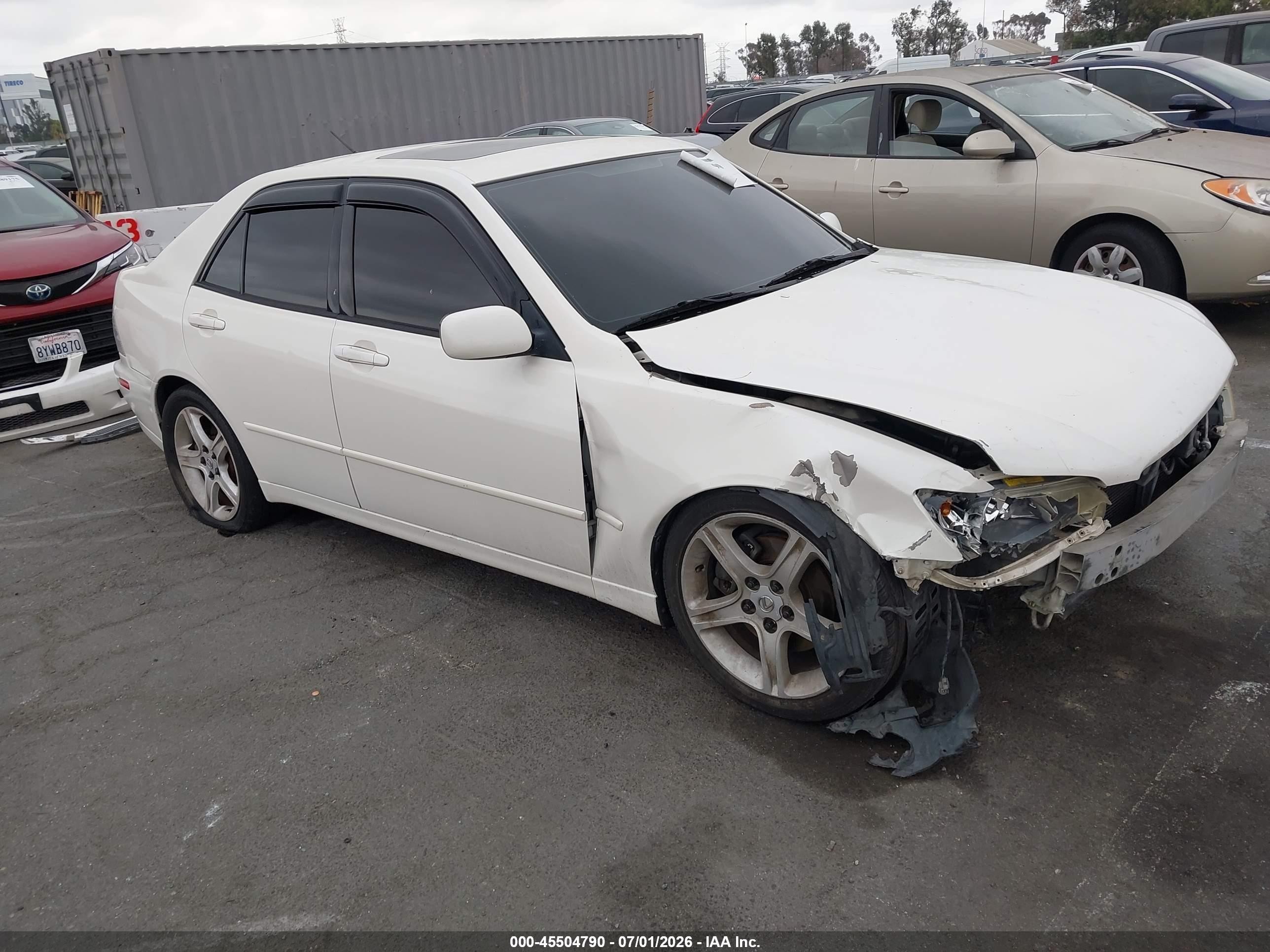 2001 Lexus Is 300   White vin: JTHBD182010007183