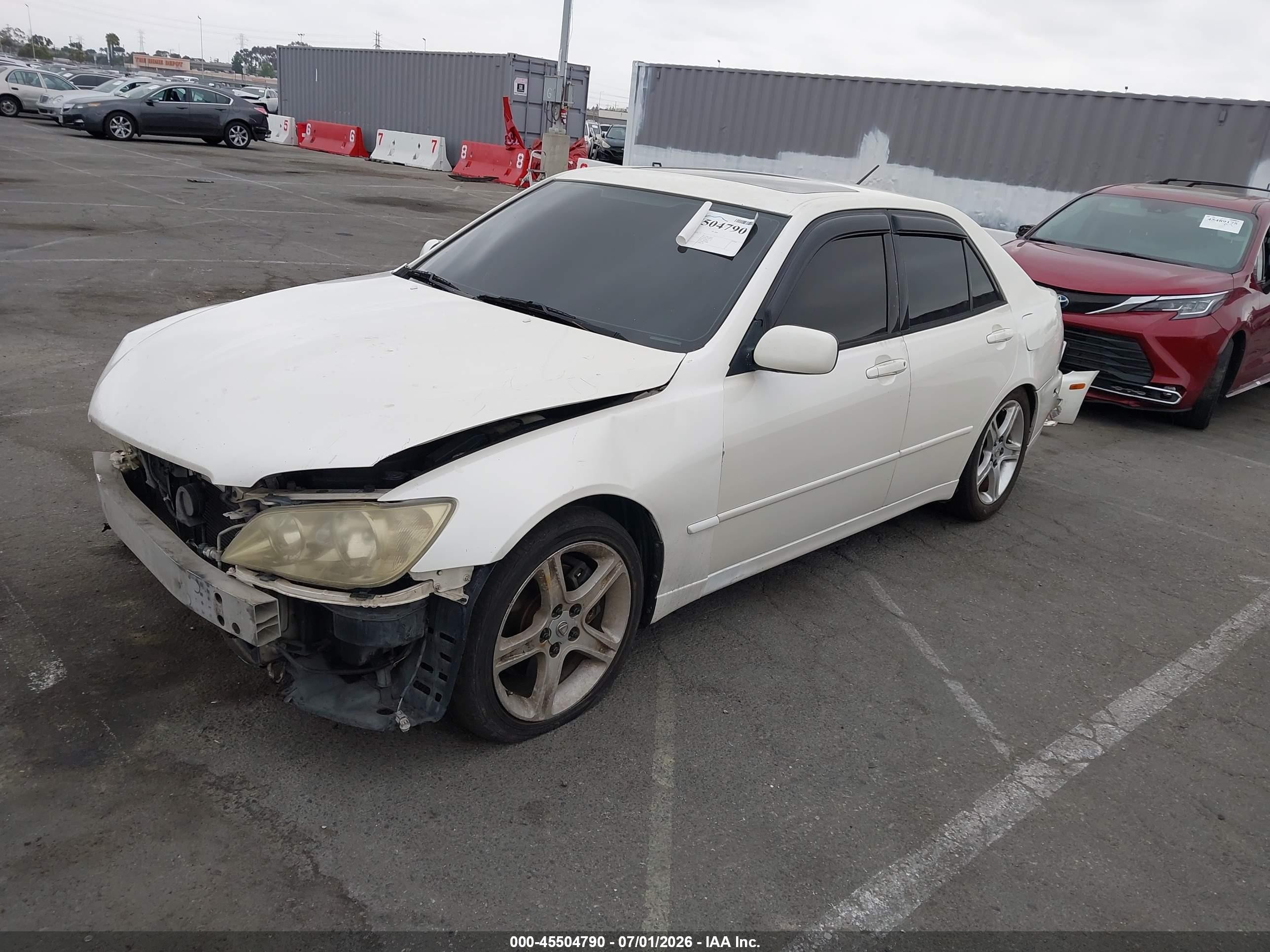 2001 Lexus Is 300   White vin: JTHBD182010007183
