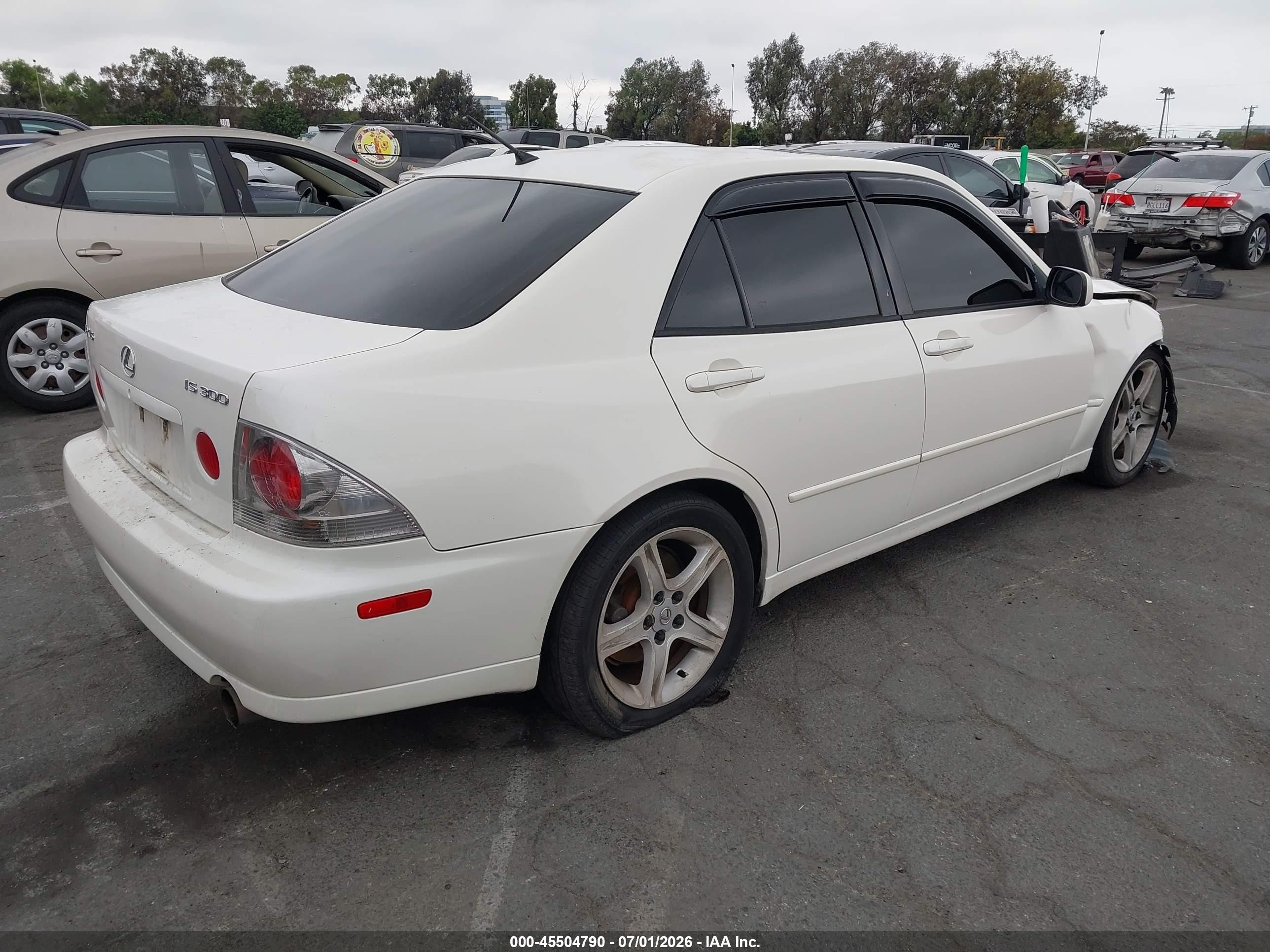 2001 Lexus Is 300   White vin: JTHBD182010007183