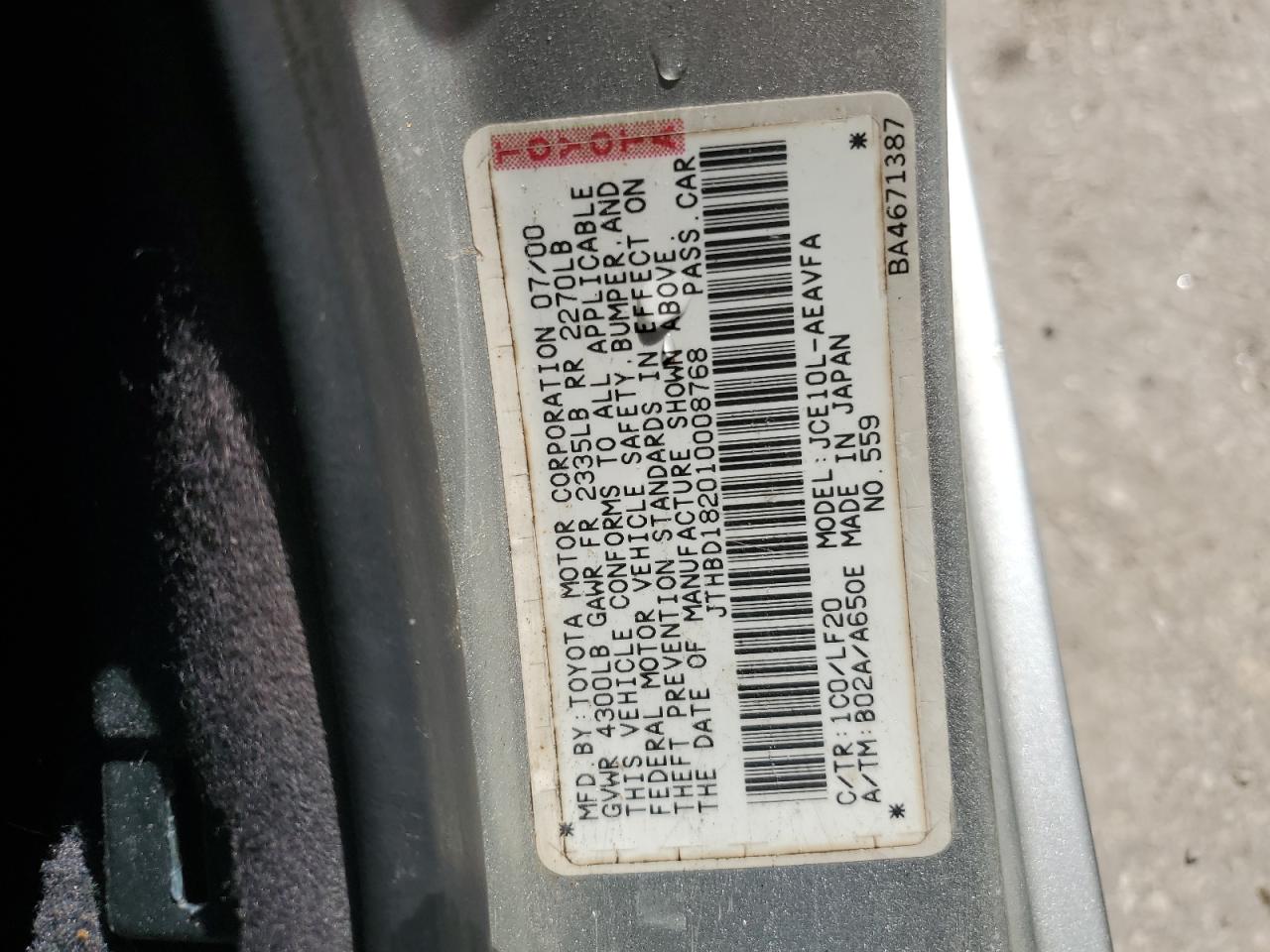 2001 Lexus Is 300 Silver vin: JTHBD182010008768