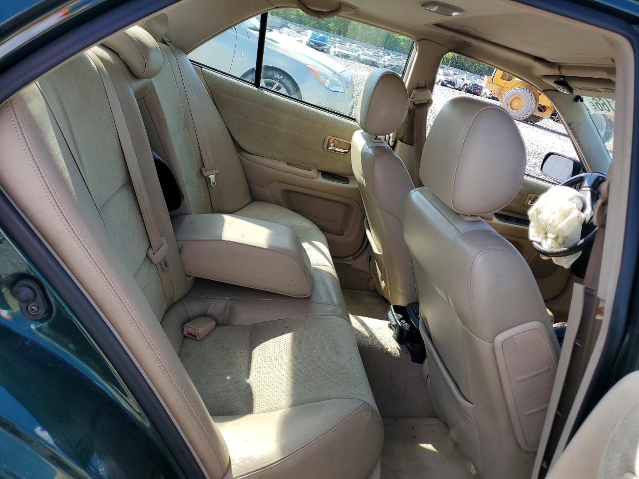 2001 Lexus Is 300 Green vin: JTHBD182010009418